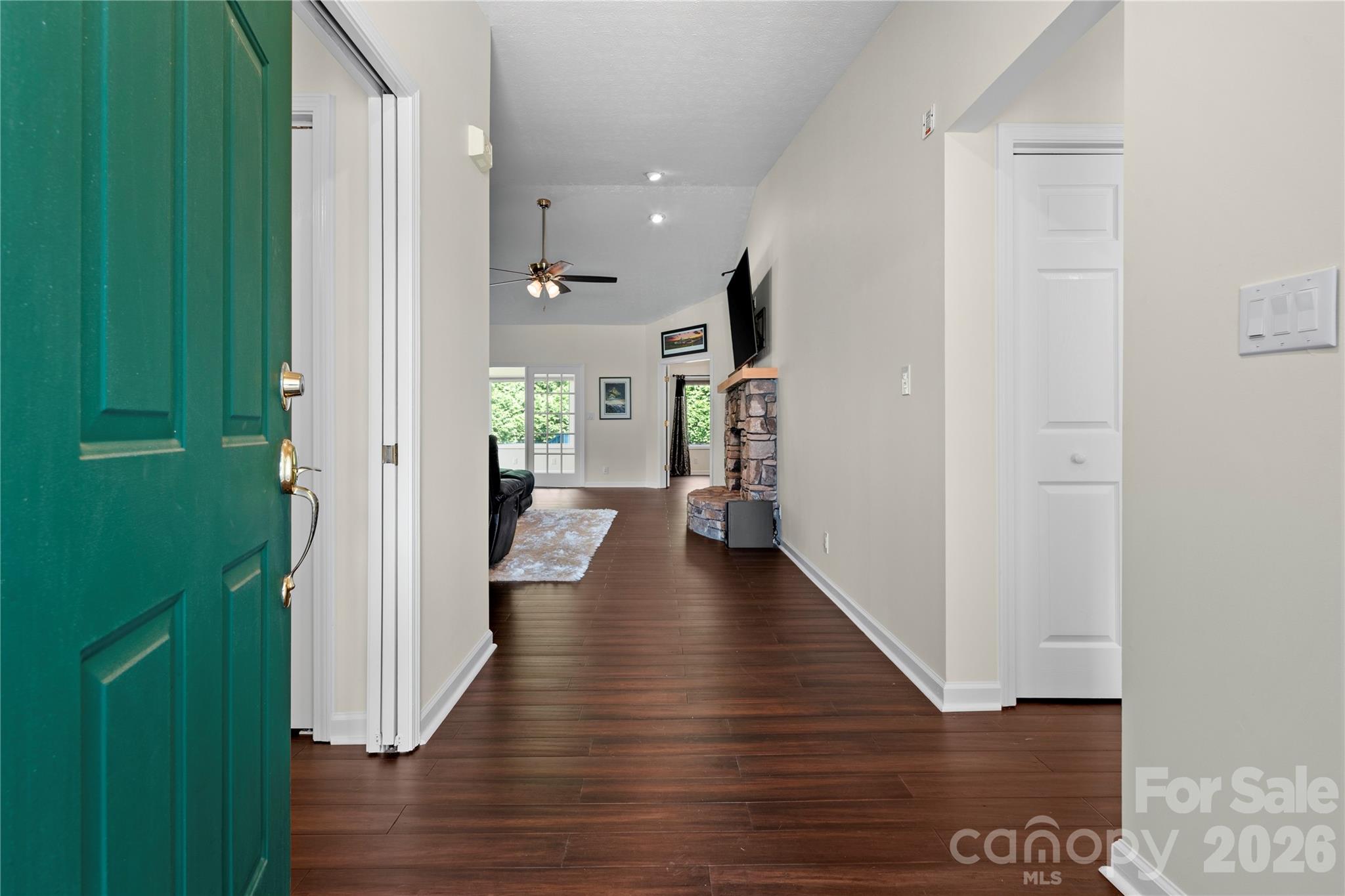 14 Country Meadows Lane — Hendersonville