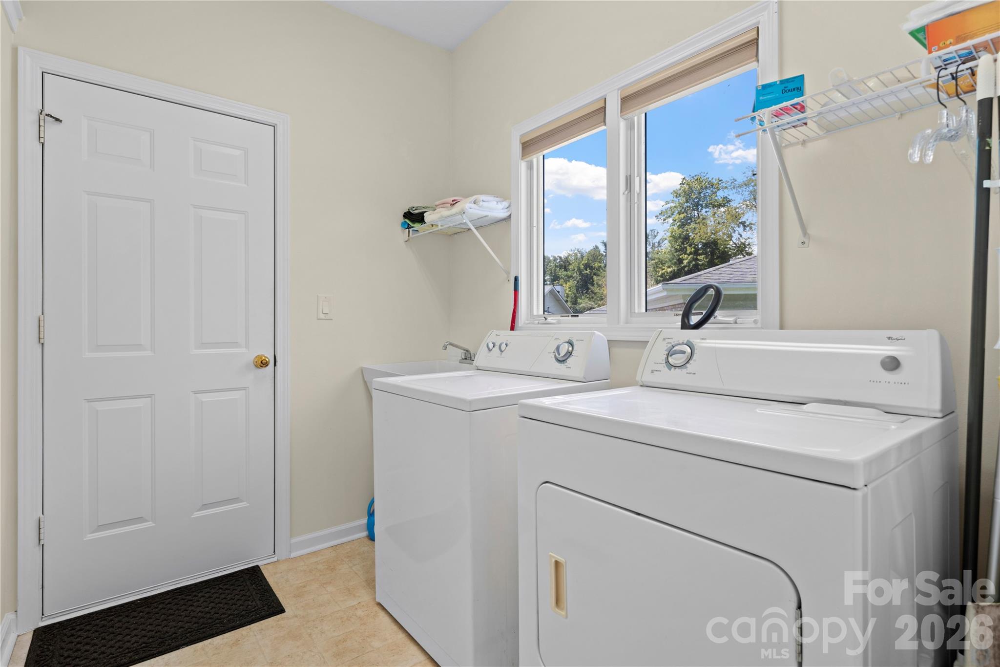 14 Country Meadows Lane — Hendersonville