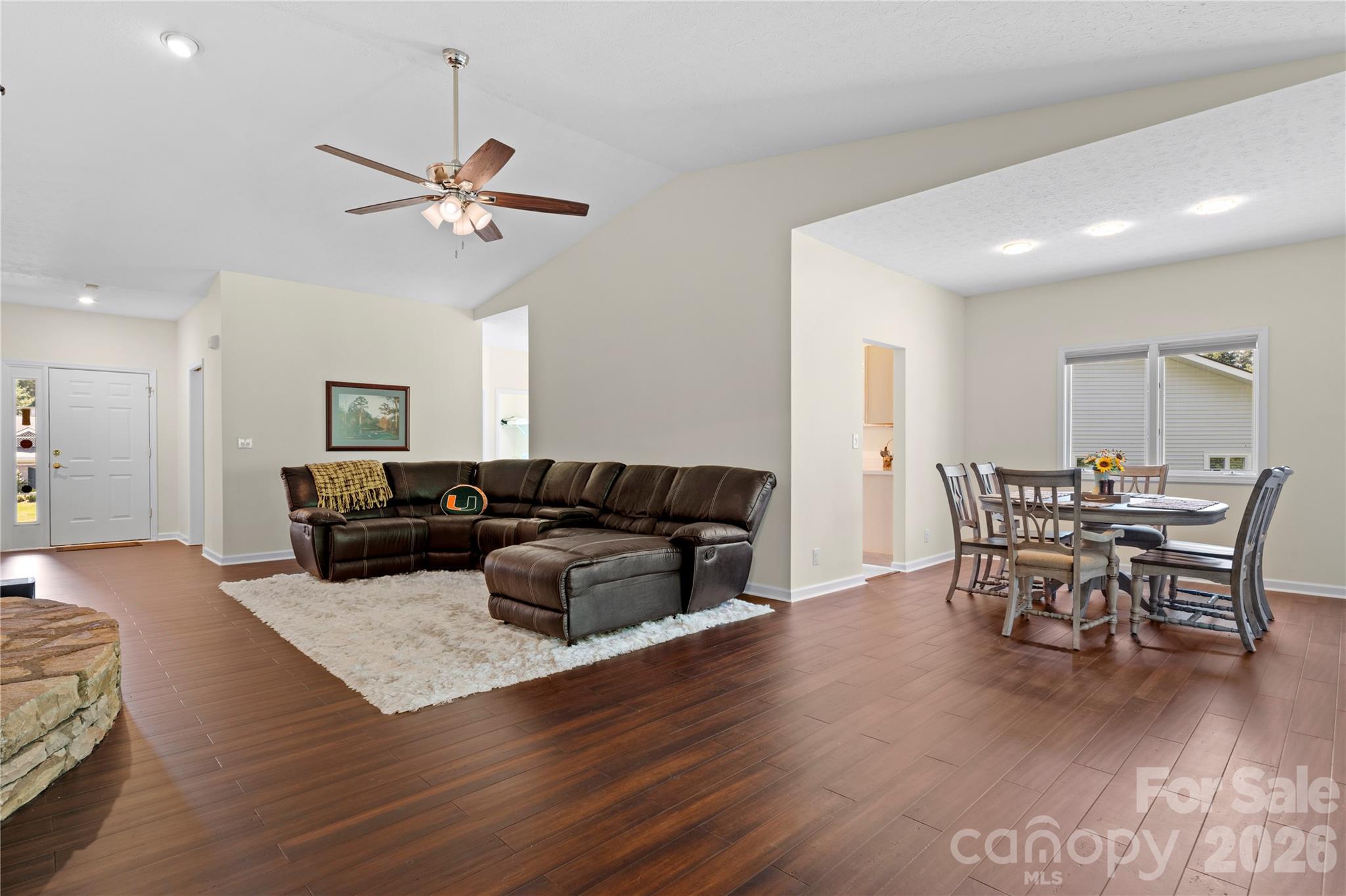 14 Country Meadows Lane — Hendersonville