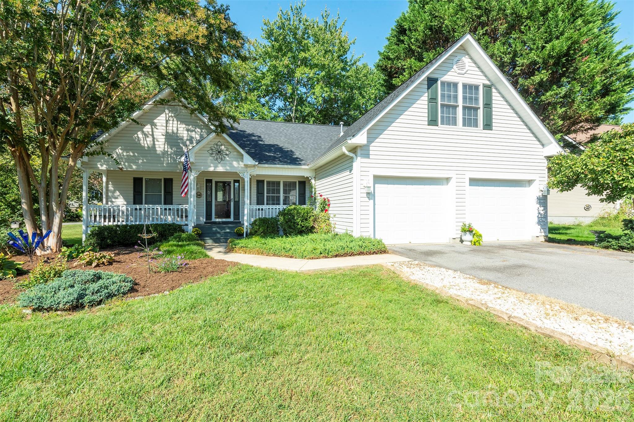 38 Eden Glen Road — Black Mountain