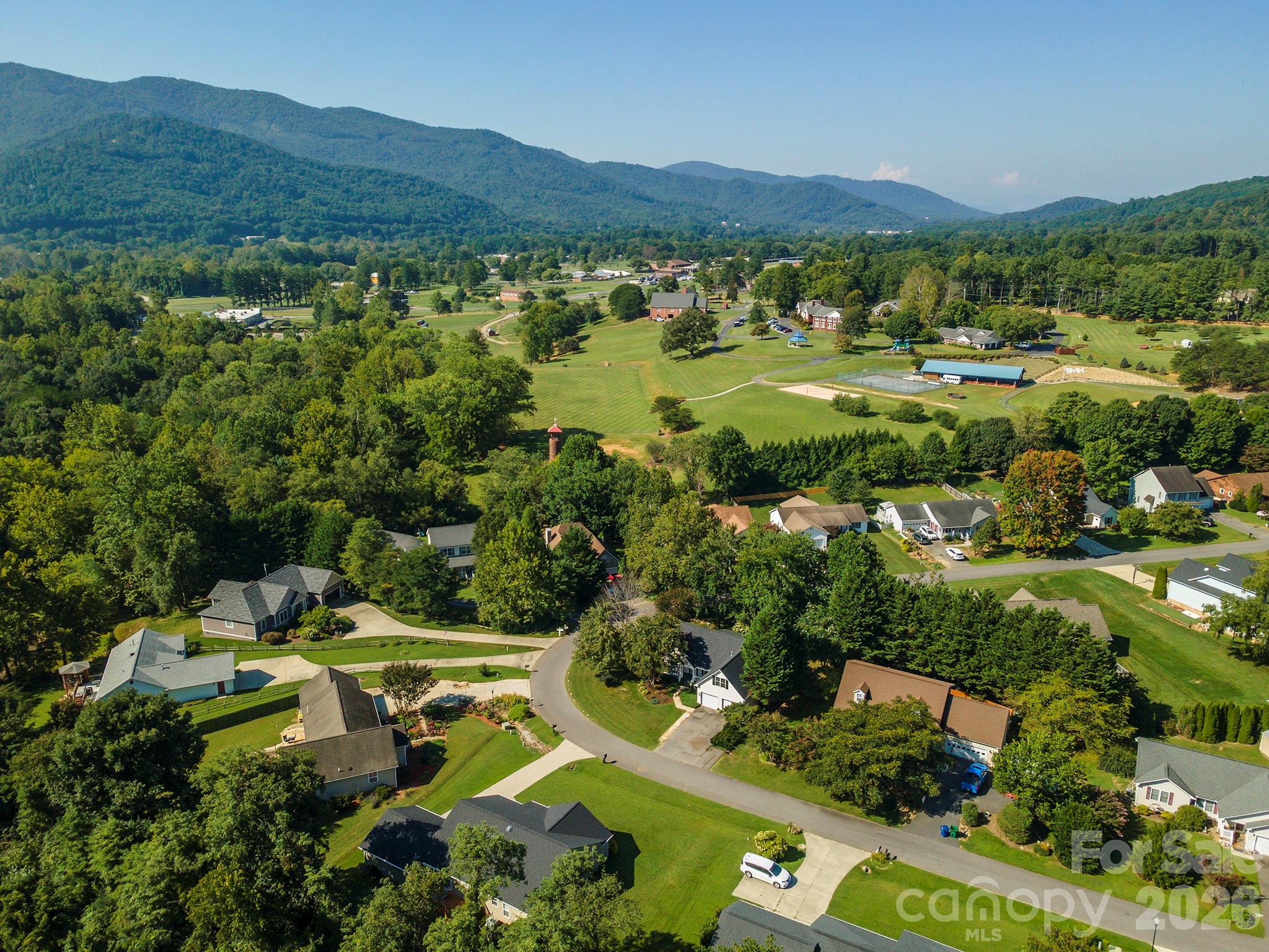 38 Eden Glen Road — Black Mountain