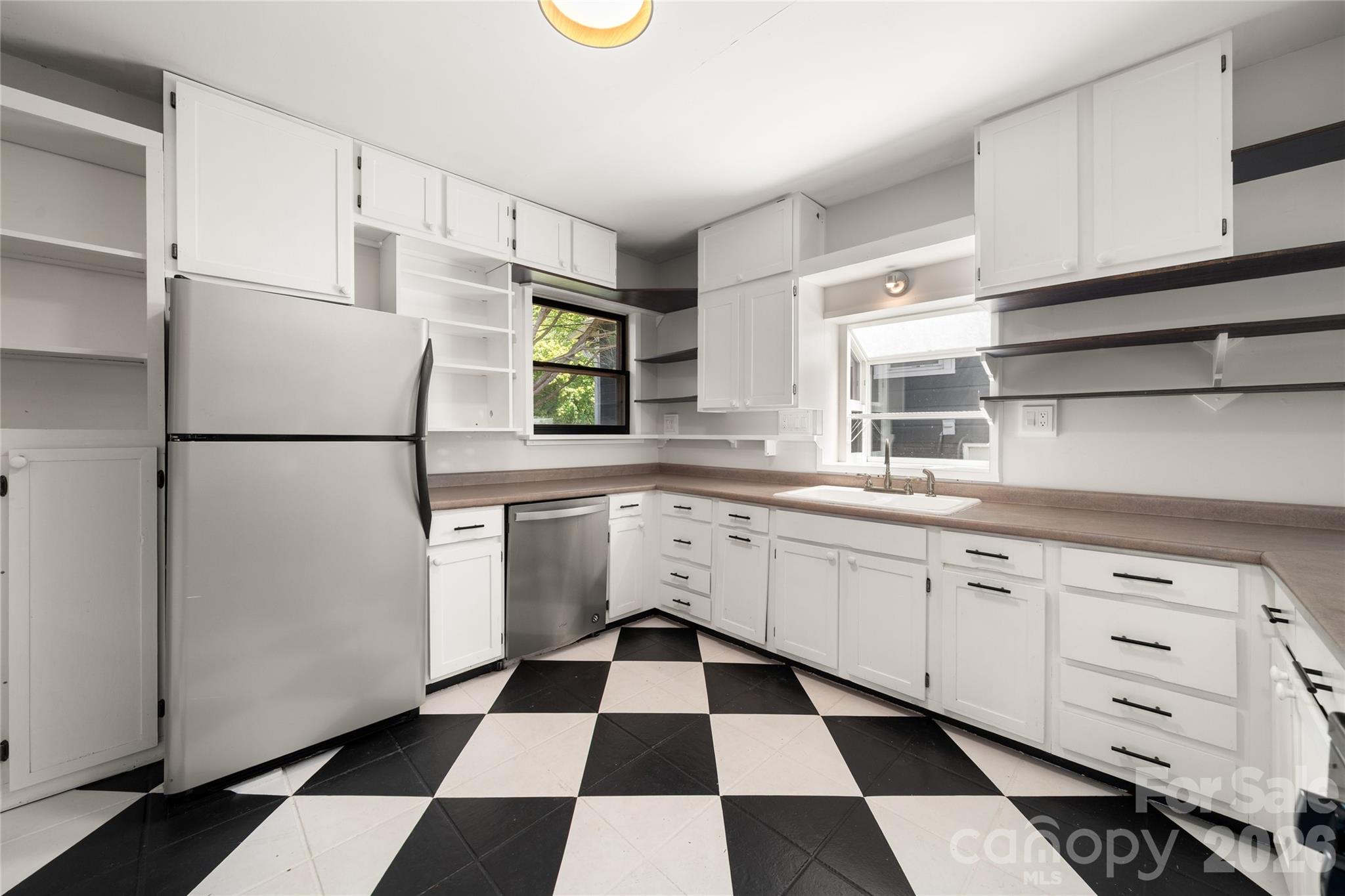 101 Olney Road — Asheville