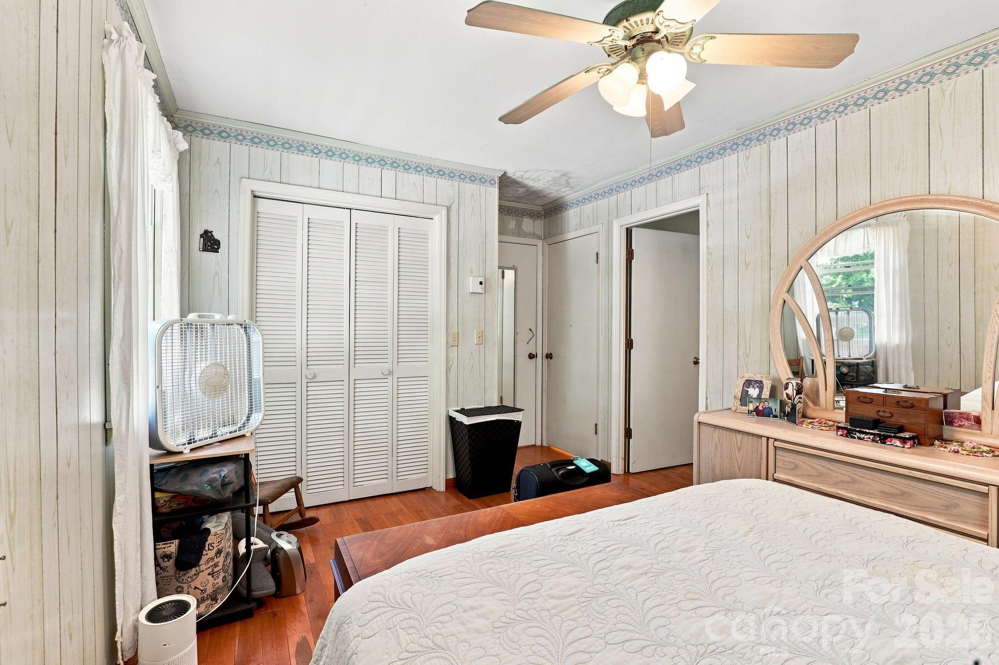 922 Goose Hollow Road — Newland