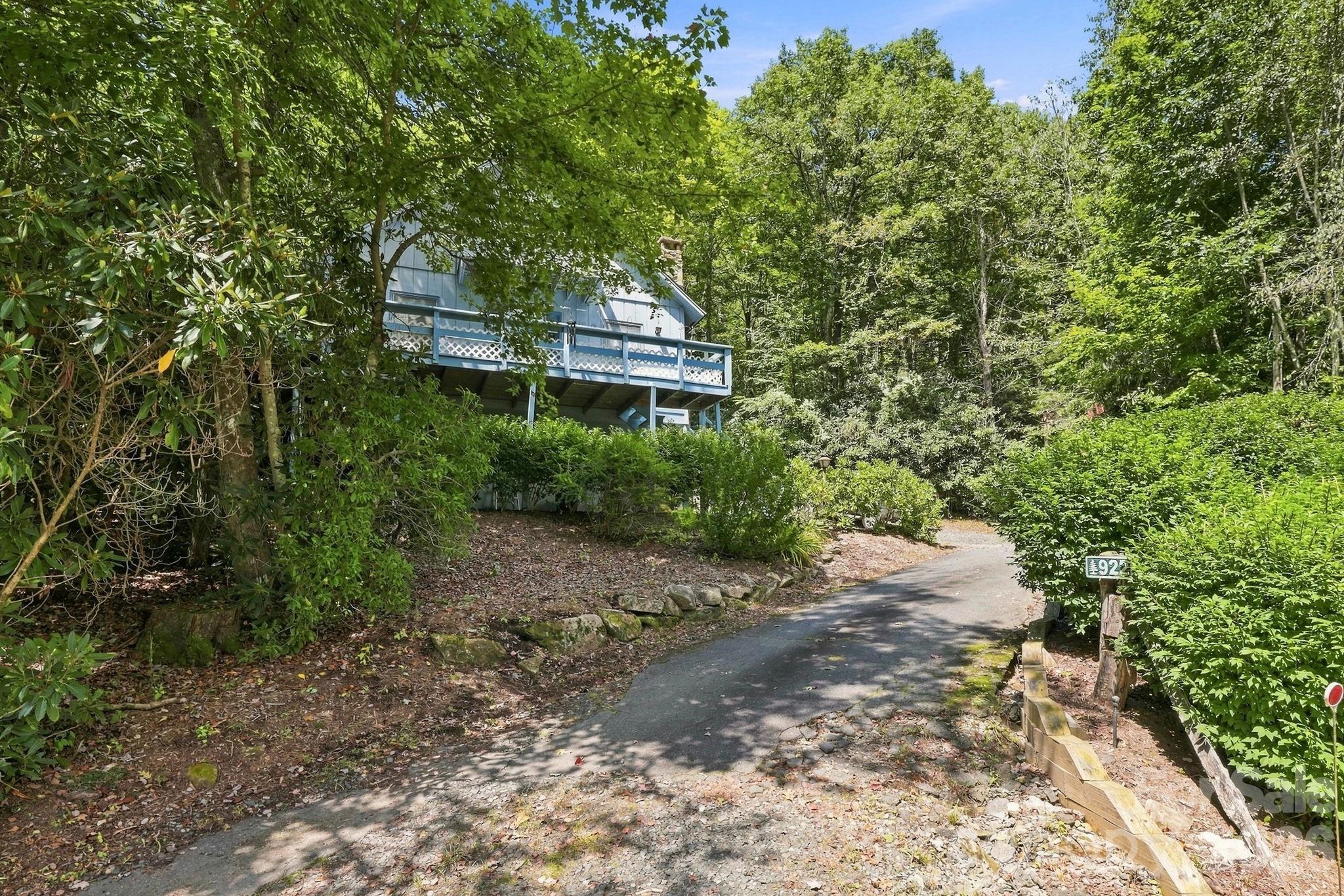 922 Goose Hollow Road — Newland