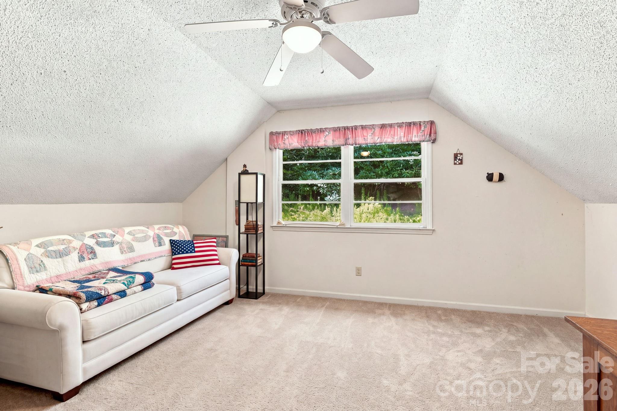922 Goose Hollow Road — Newland