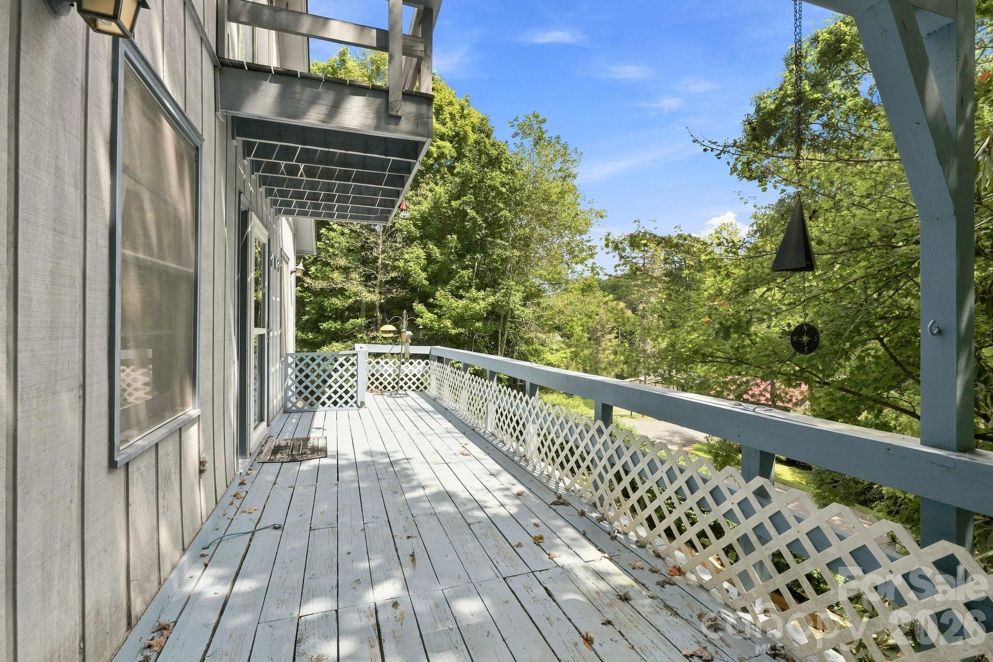 922 Goose Hollow Road — Newland