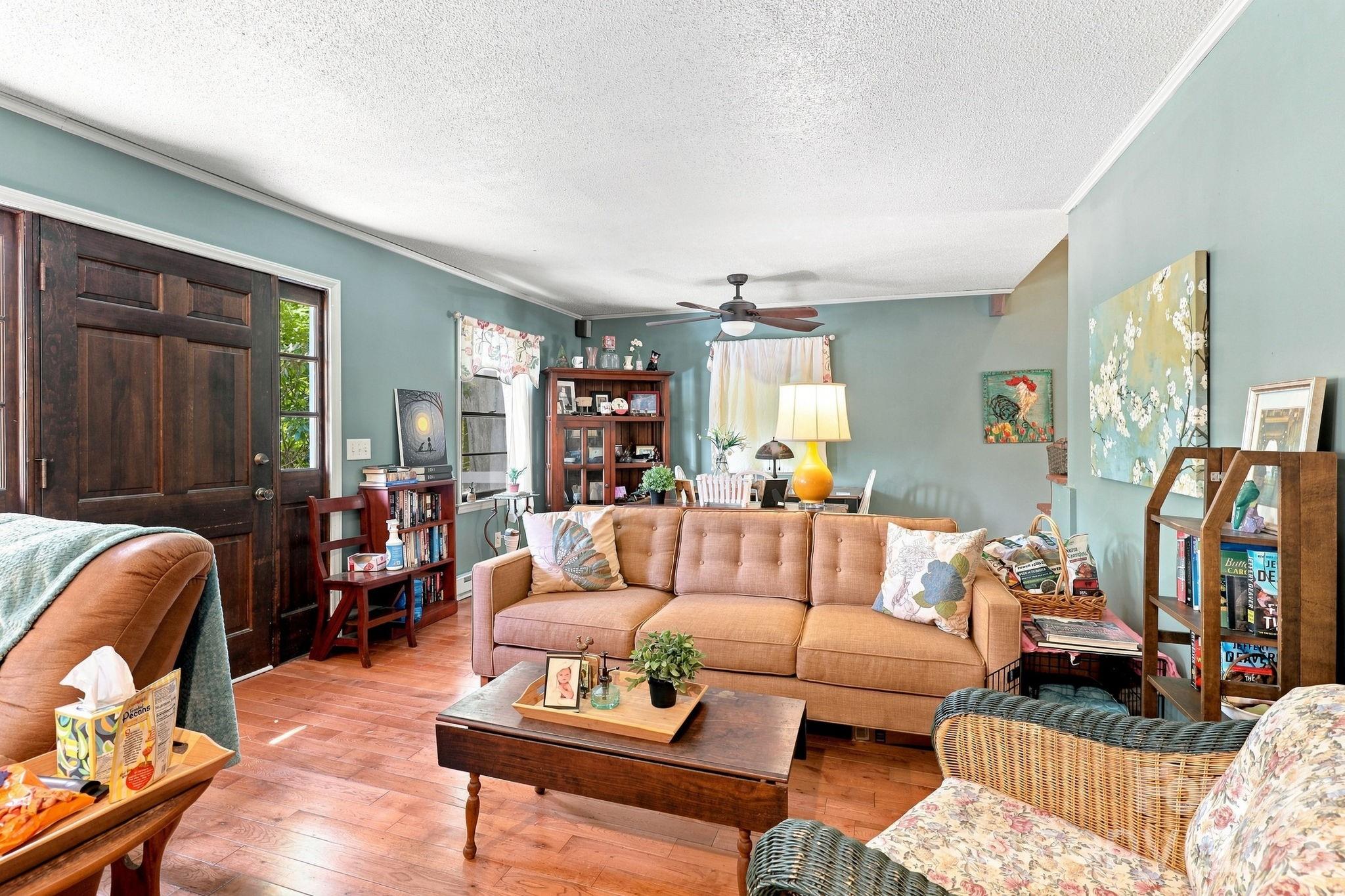 922 Goose Hollow Road — Newland