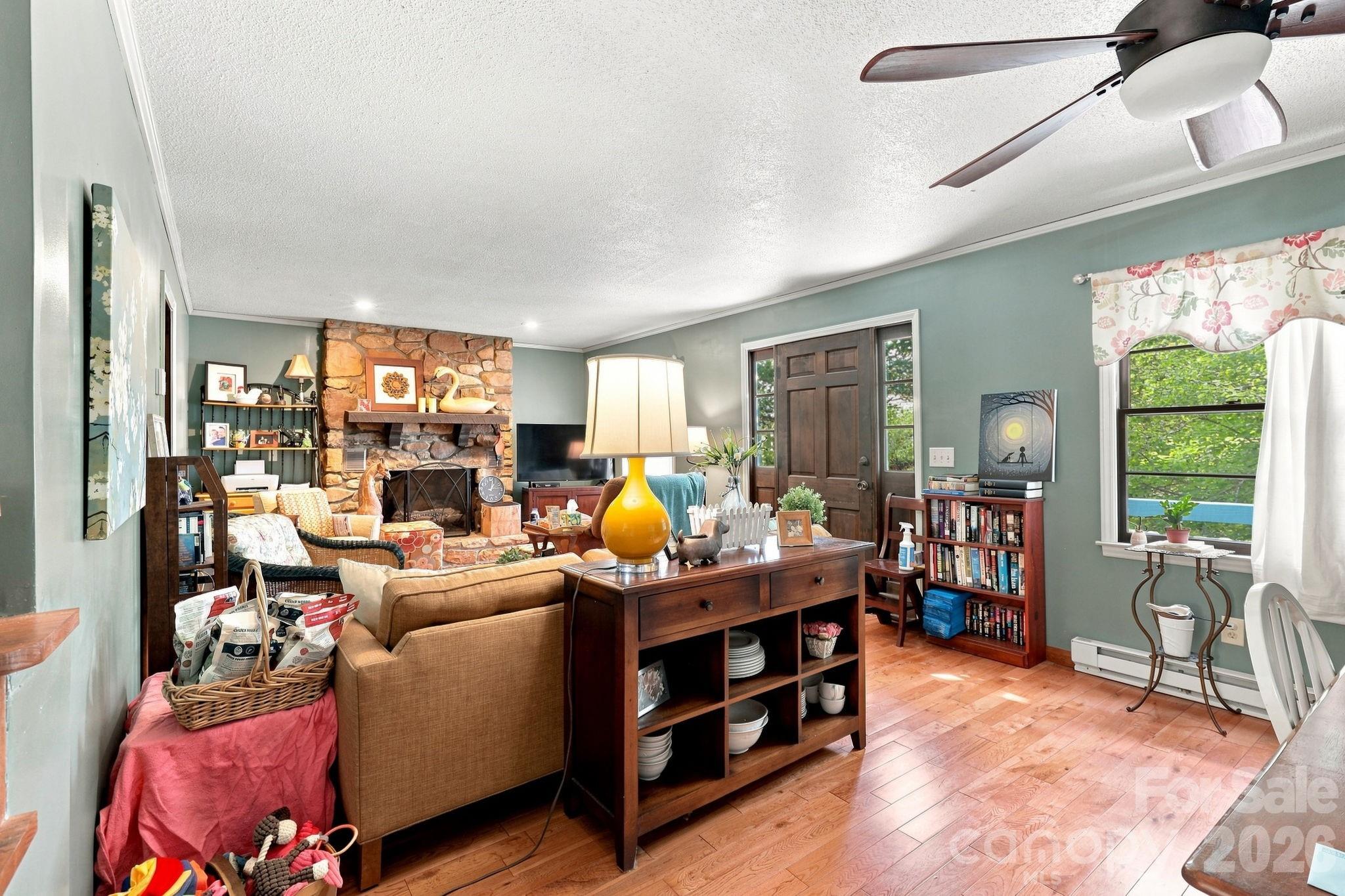 922 Goose Hollow Road — Newland