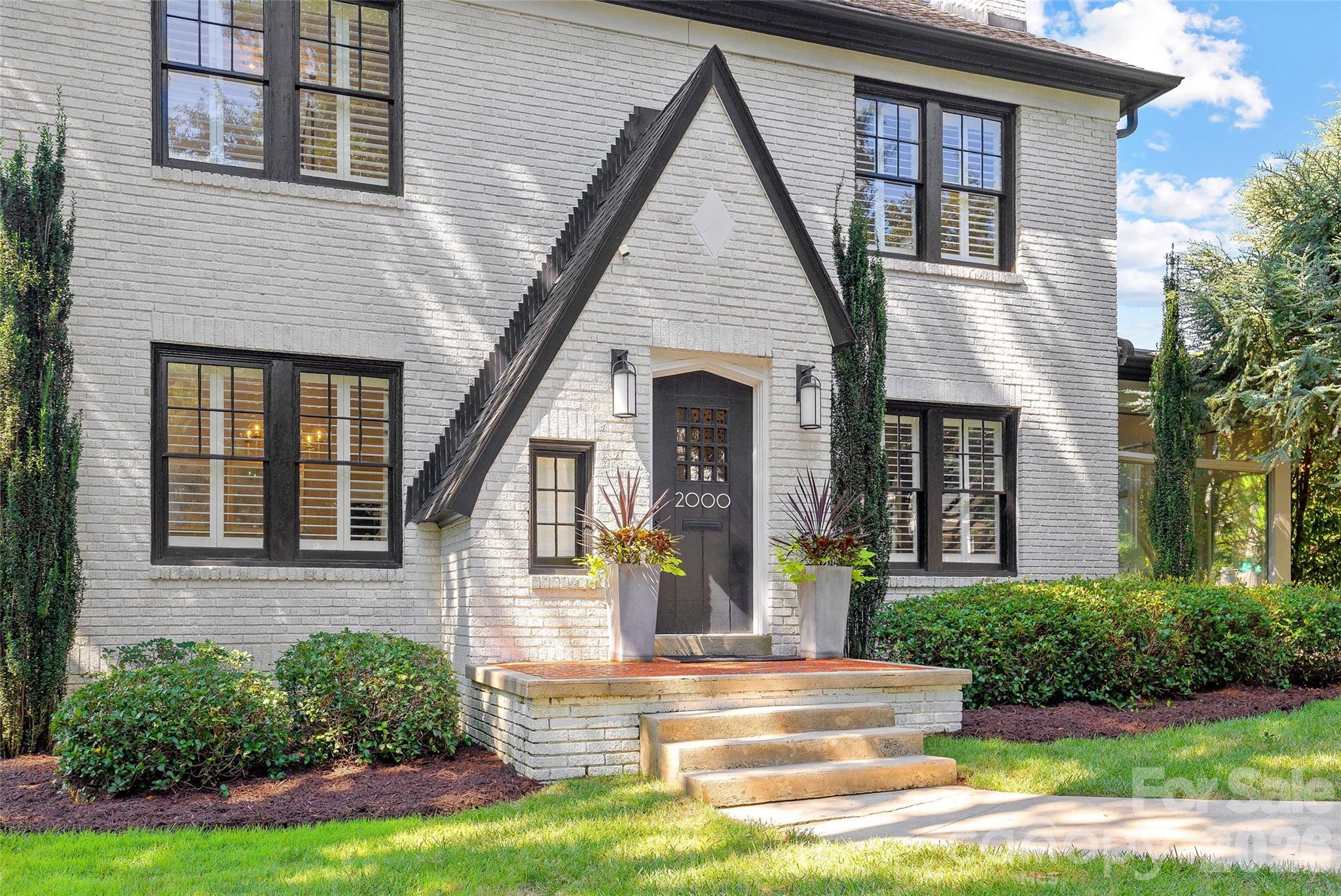 2000 Beverly Drive — Charlotte