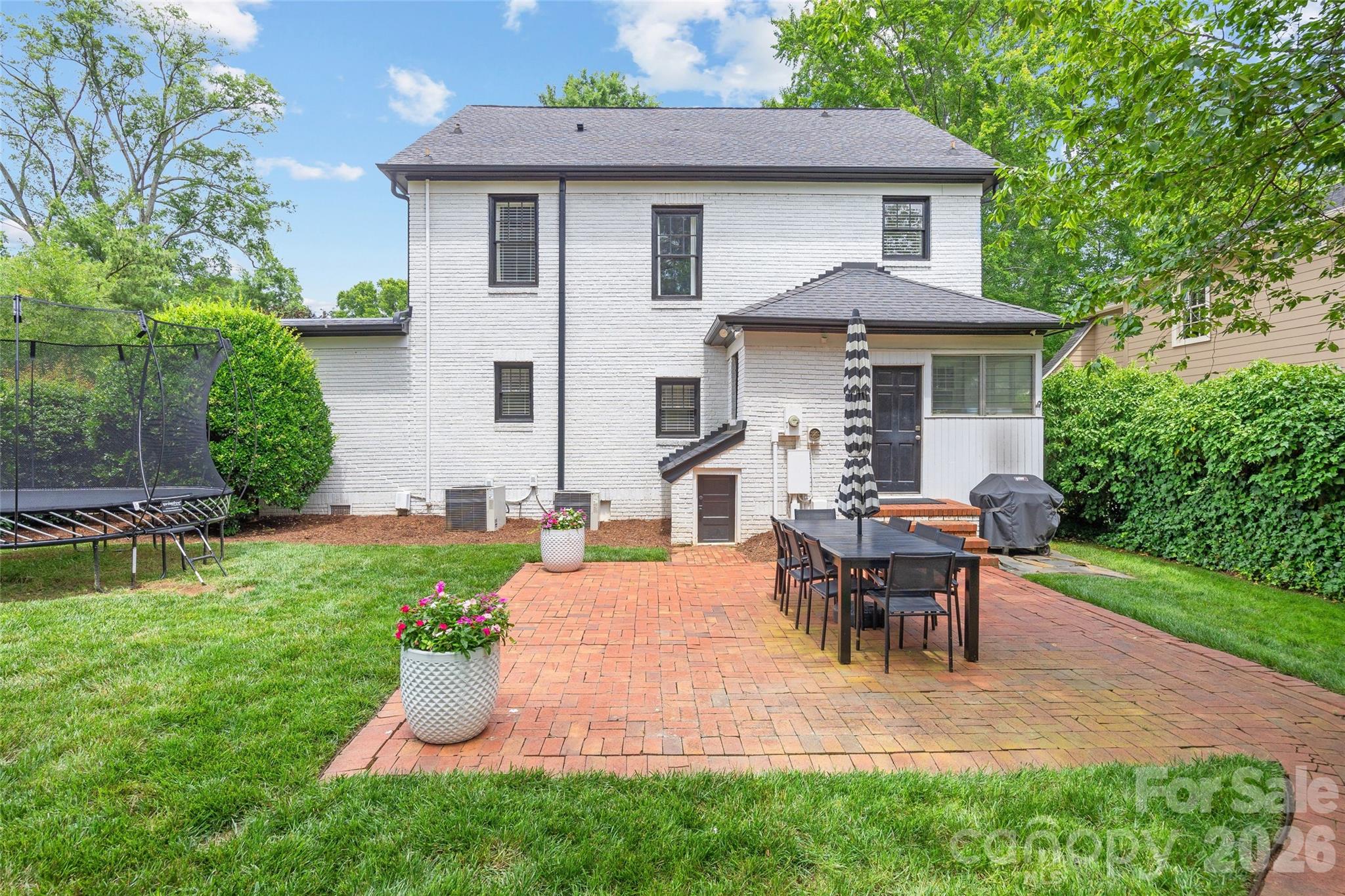 2000 Beverly Drive — Charlotte