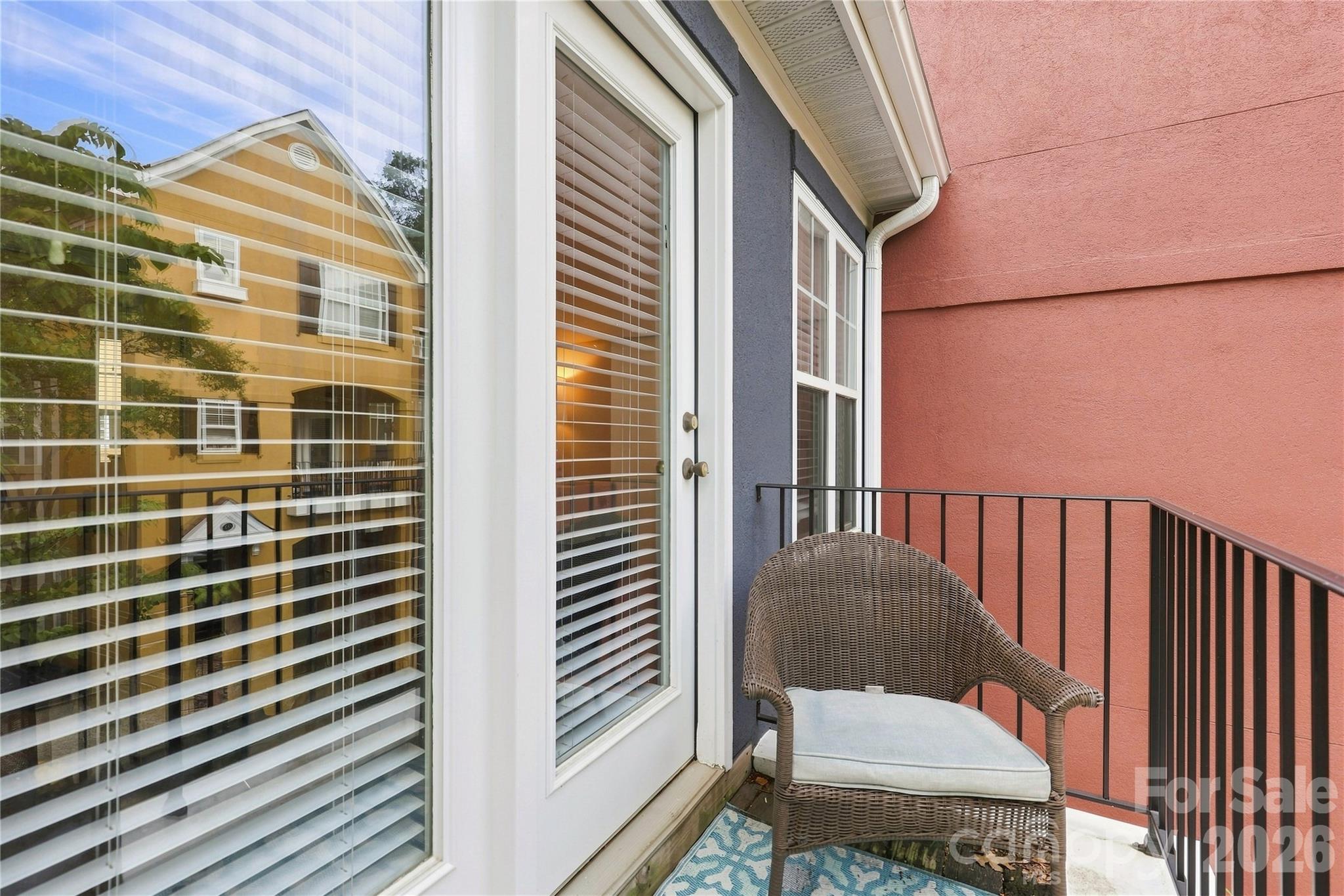 942 Hawthorne Bridge Court — Charlotte