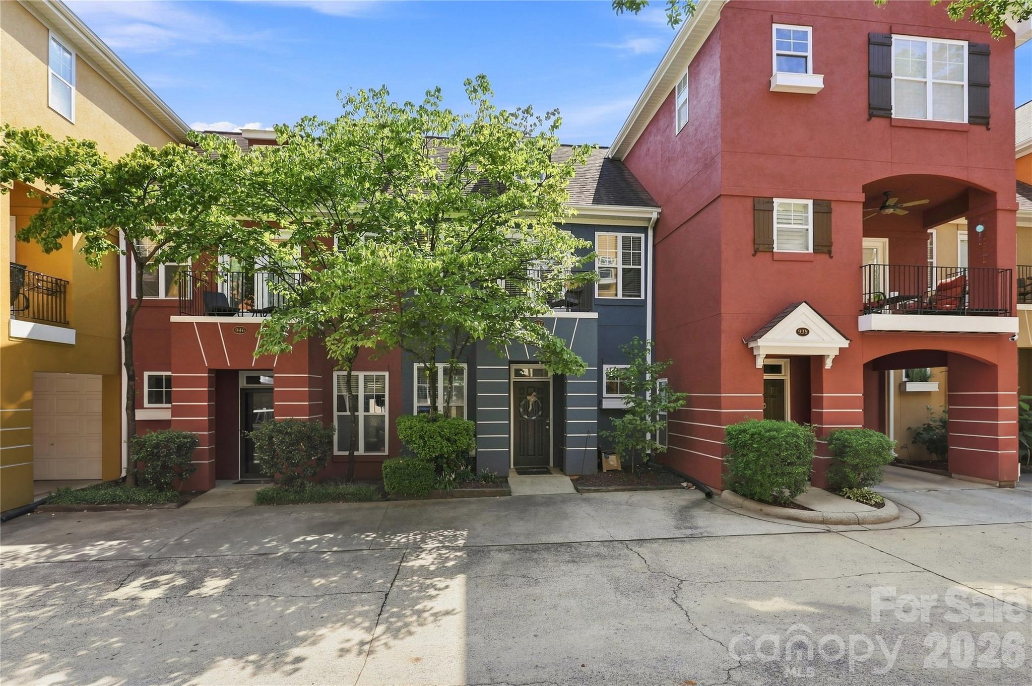 942 Hawthorne Bridge Court — Charlotte
