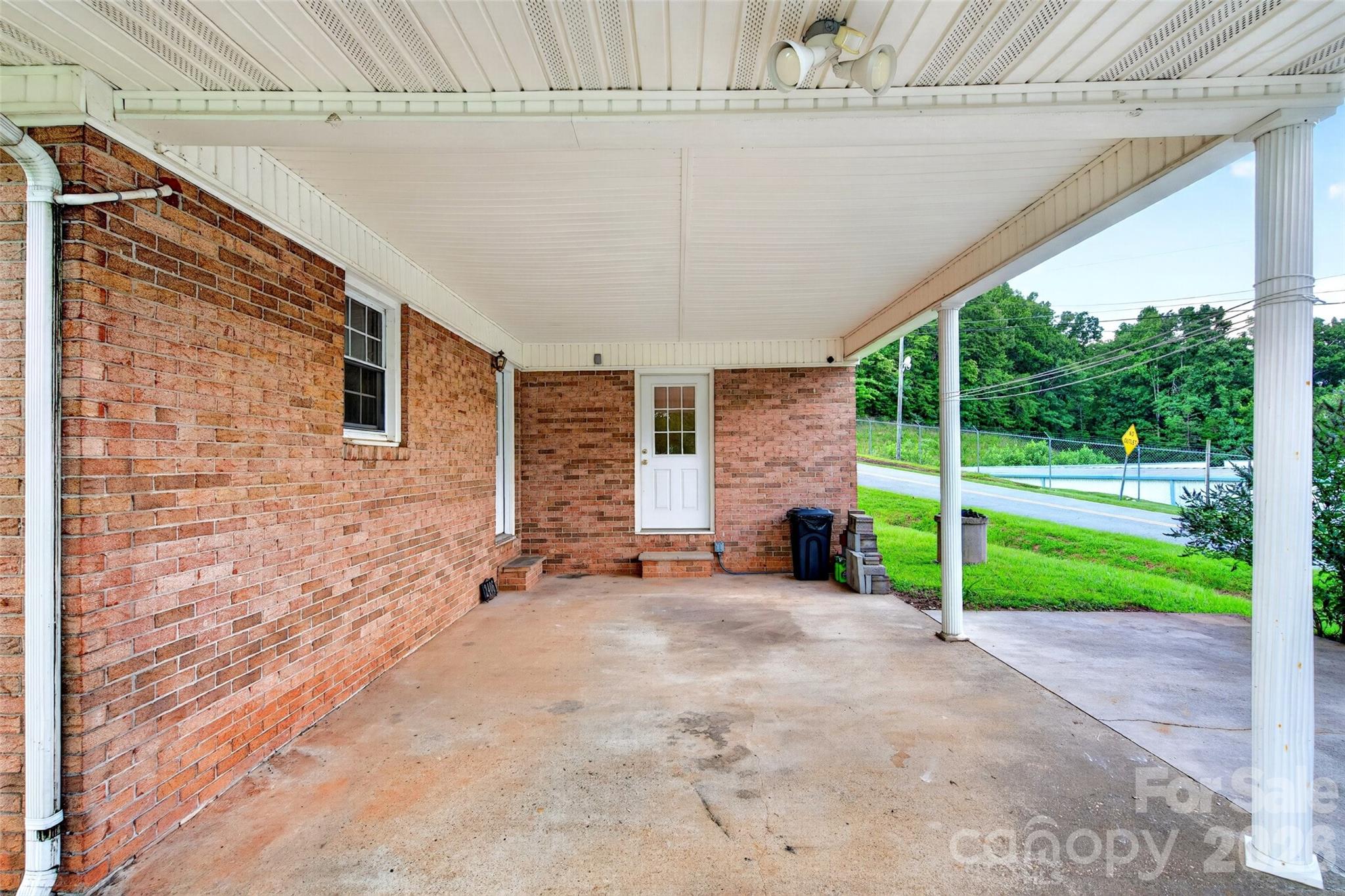 2406 Nix Creek Road — Marion
