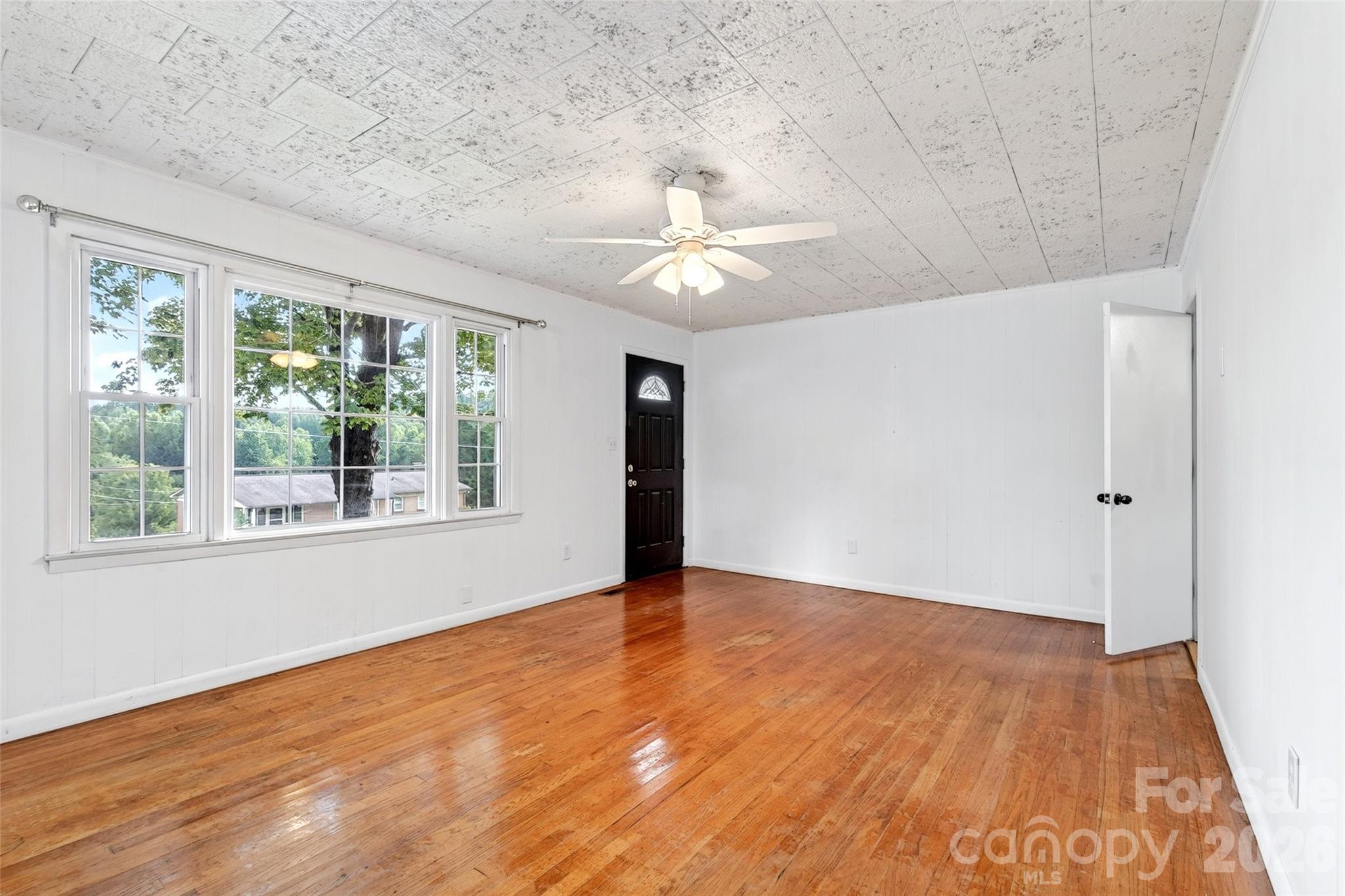 2406 Nix Creek Road — Marion
