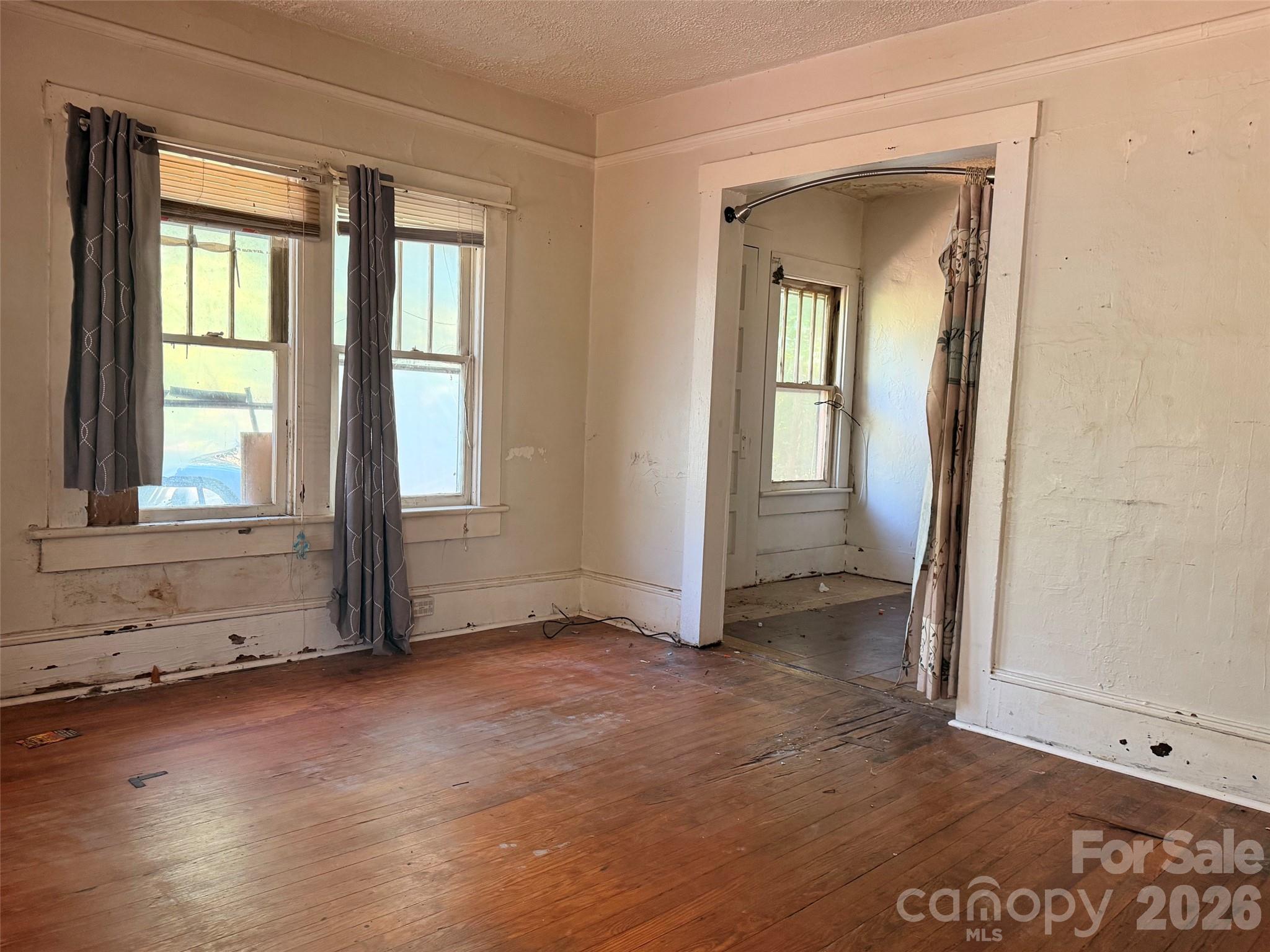 57 Mardell Circle — Asheville