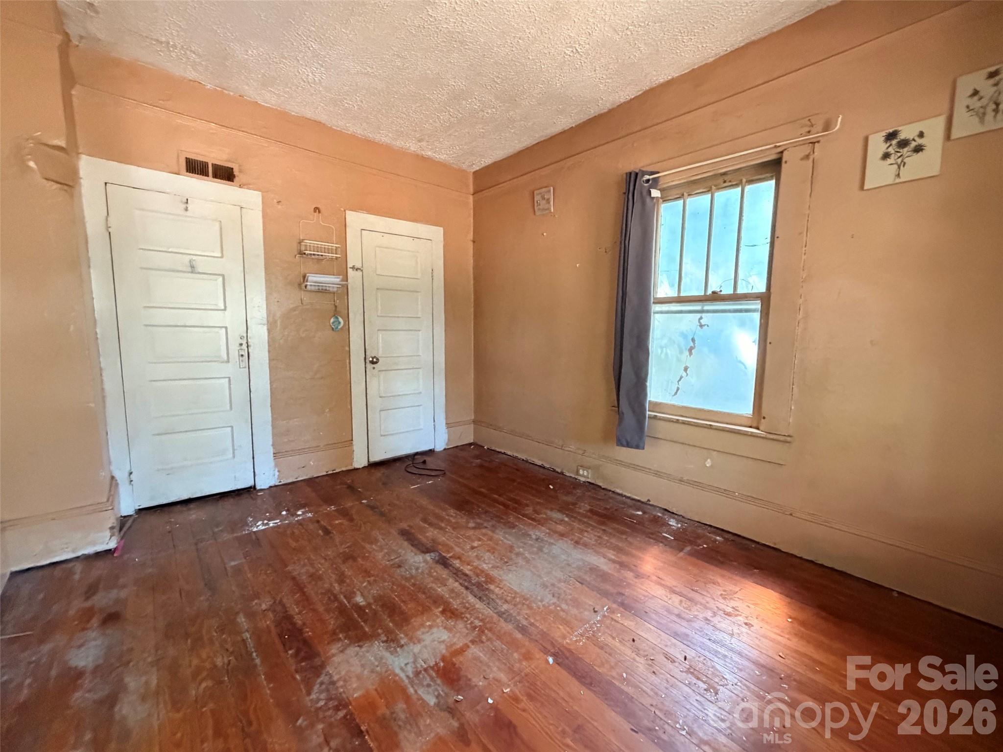 57 Mardell Circle — Asheville