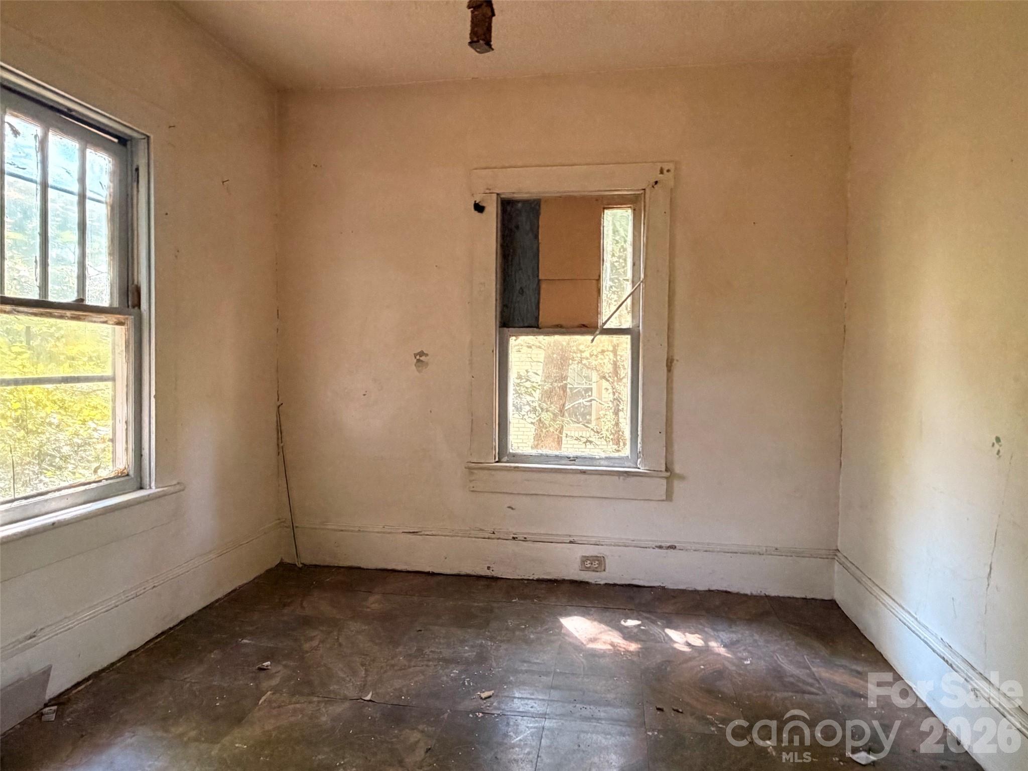 57 Mardell Circle — Asheville