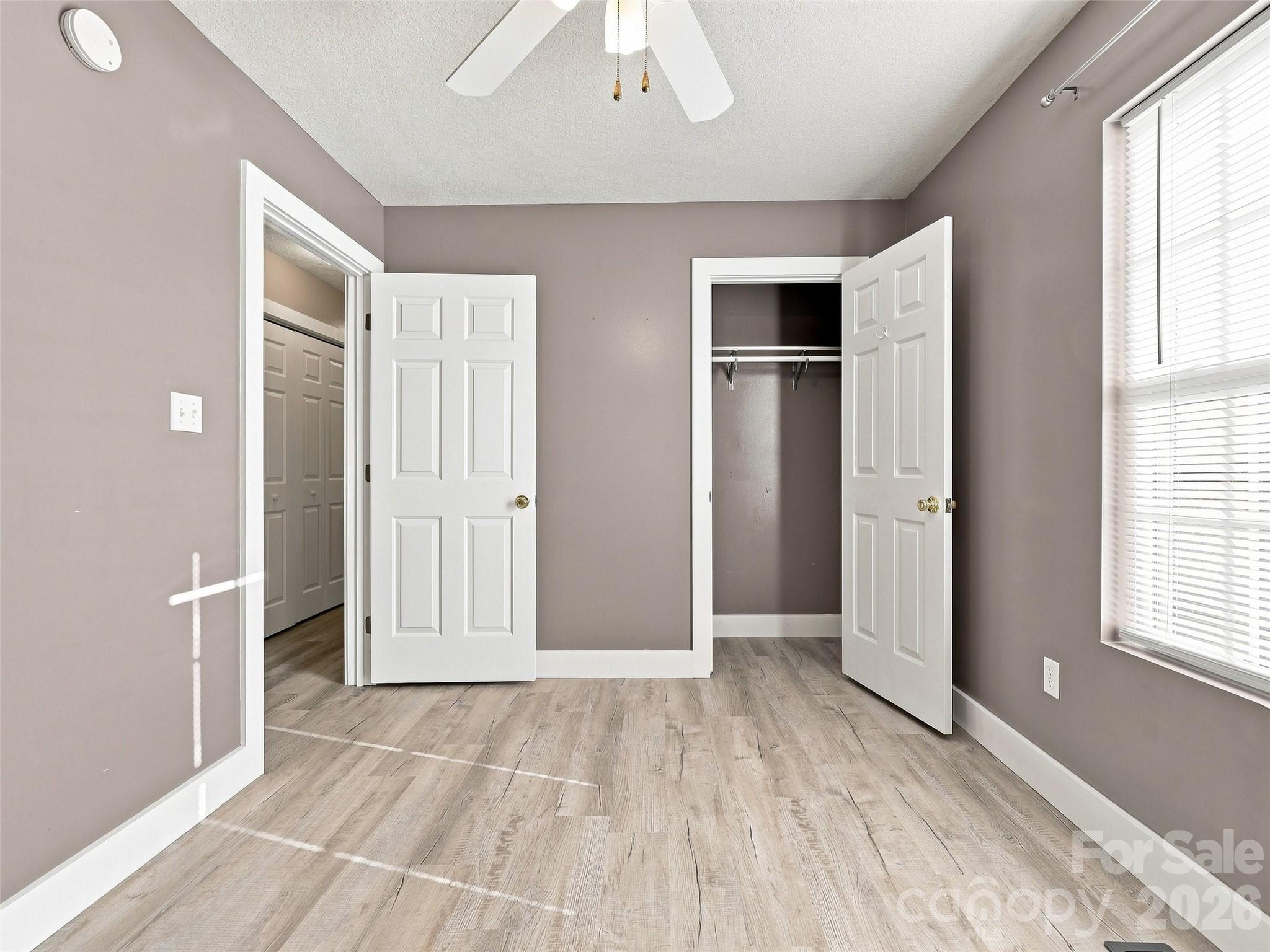 11 Brant Lane — Weaverville