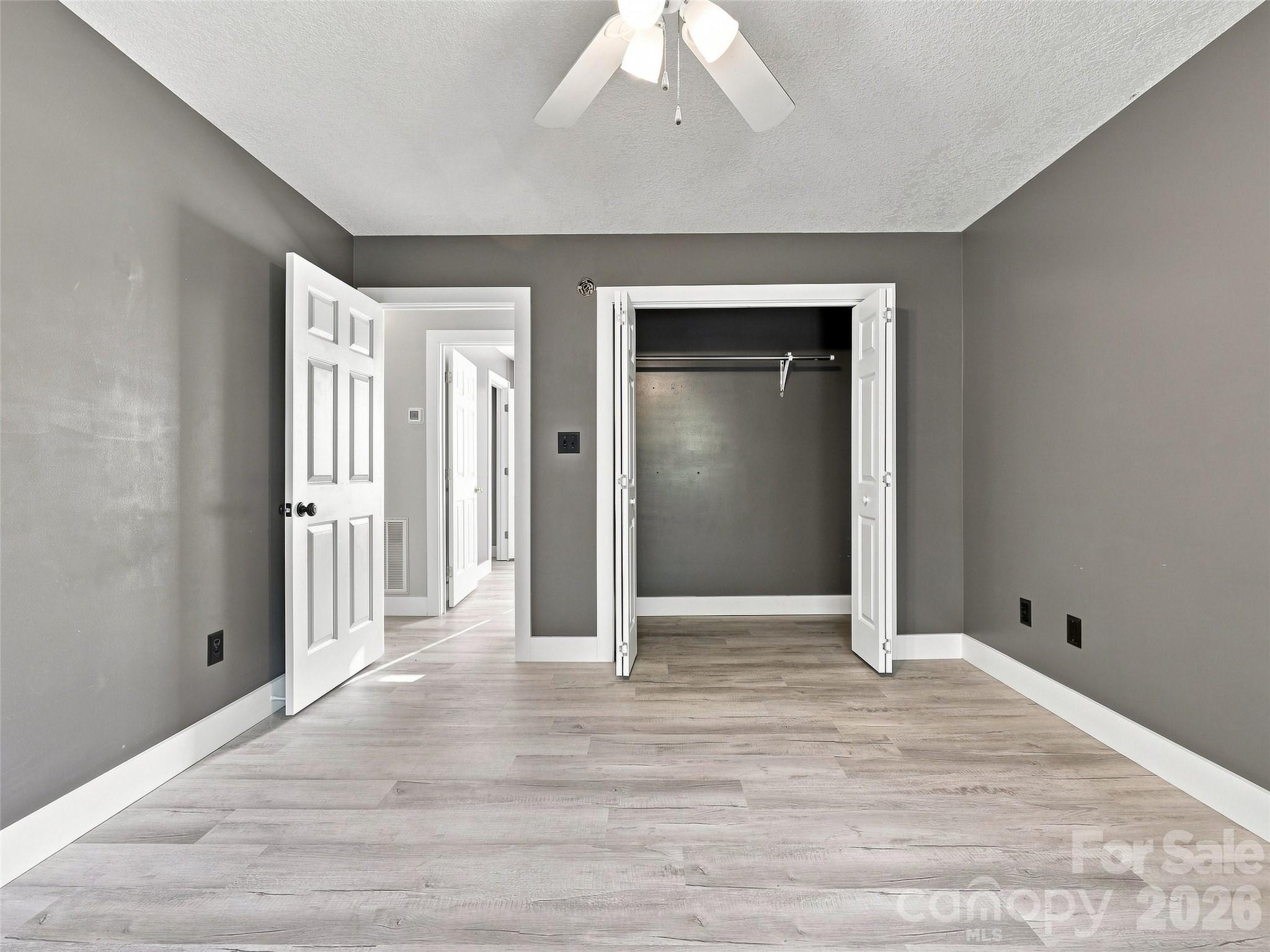 11 Brant Lane — Weaverville