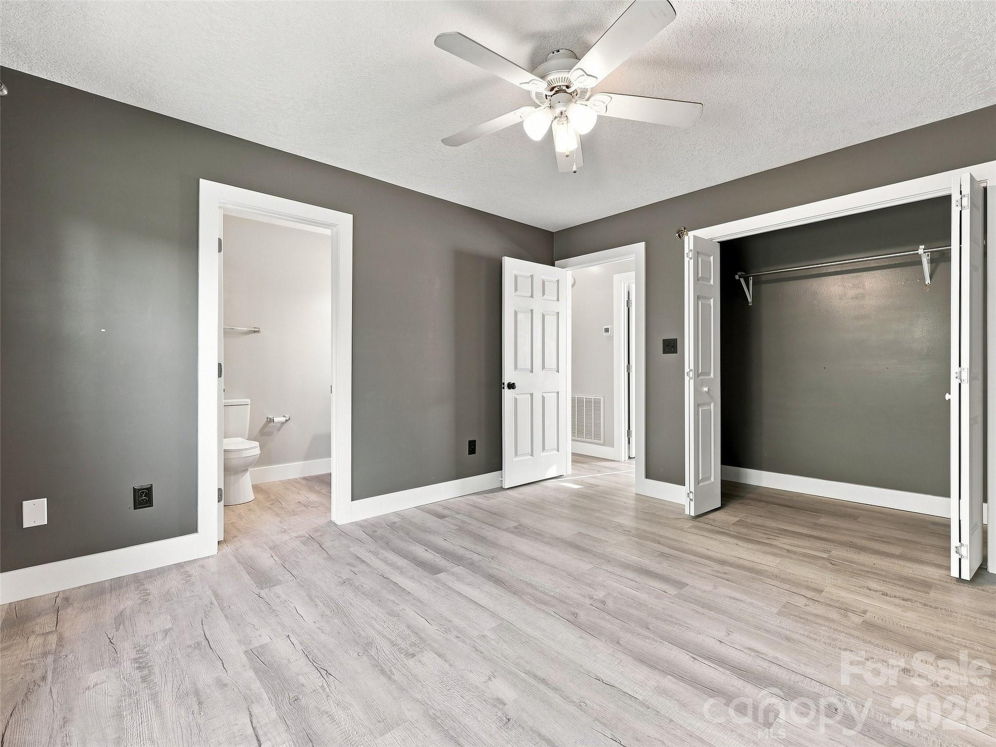 11 Brant Lane — Weaverville