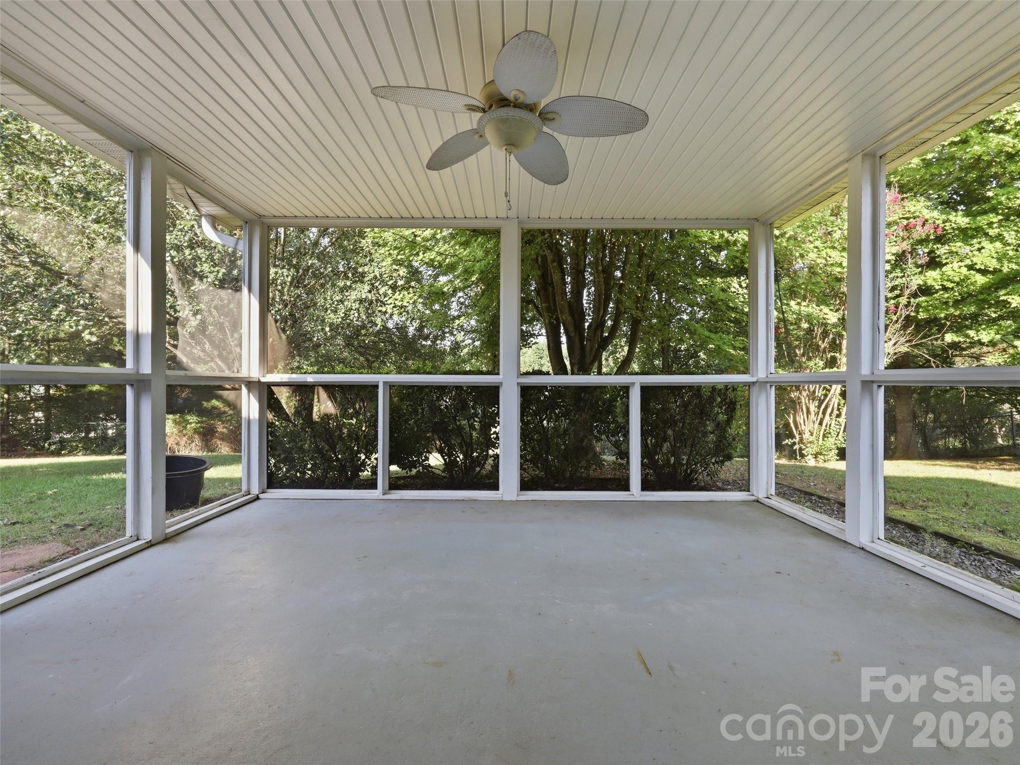 11 Brant Lane — Weaverville