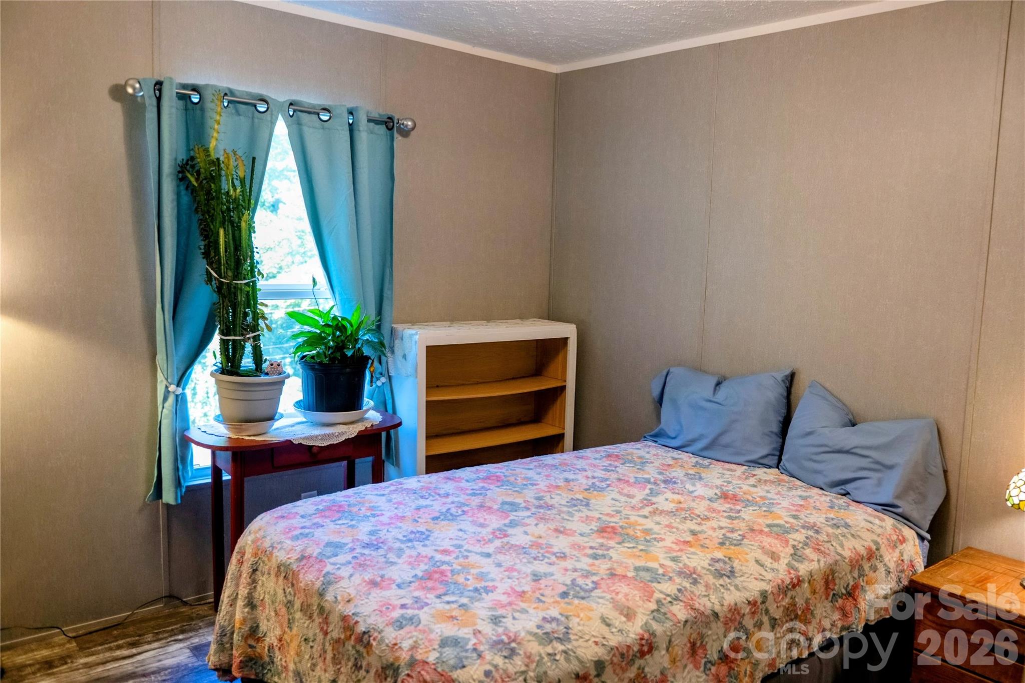 30 & 32 W Skyland Circle — Asheville
