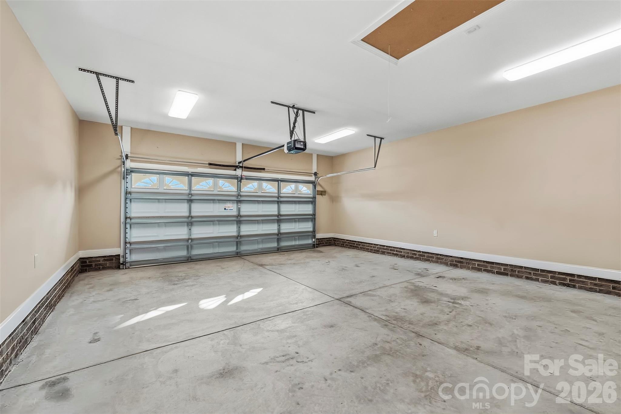 1277 White Pond Drive — Gastonia