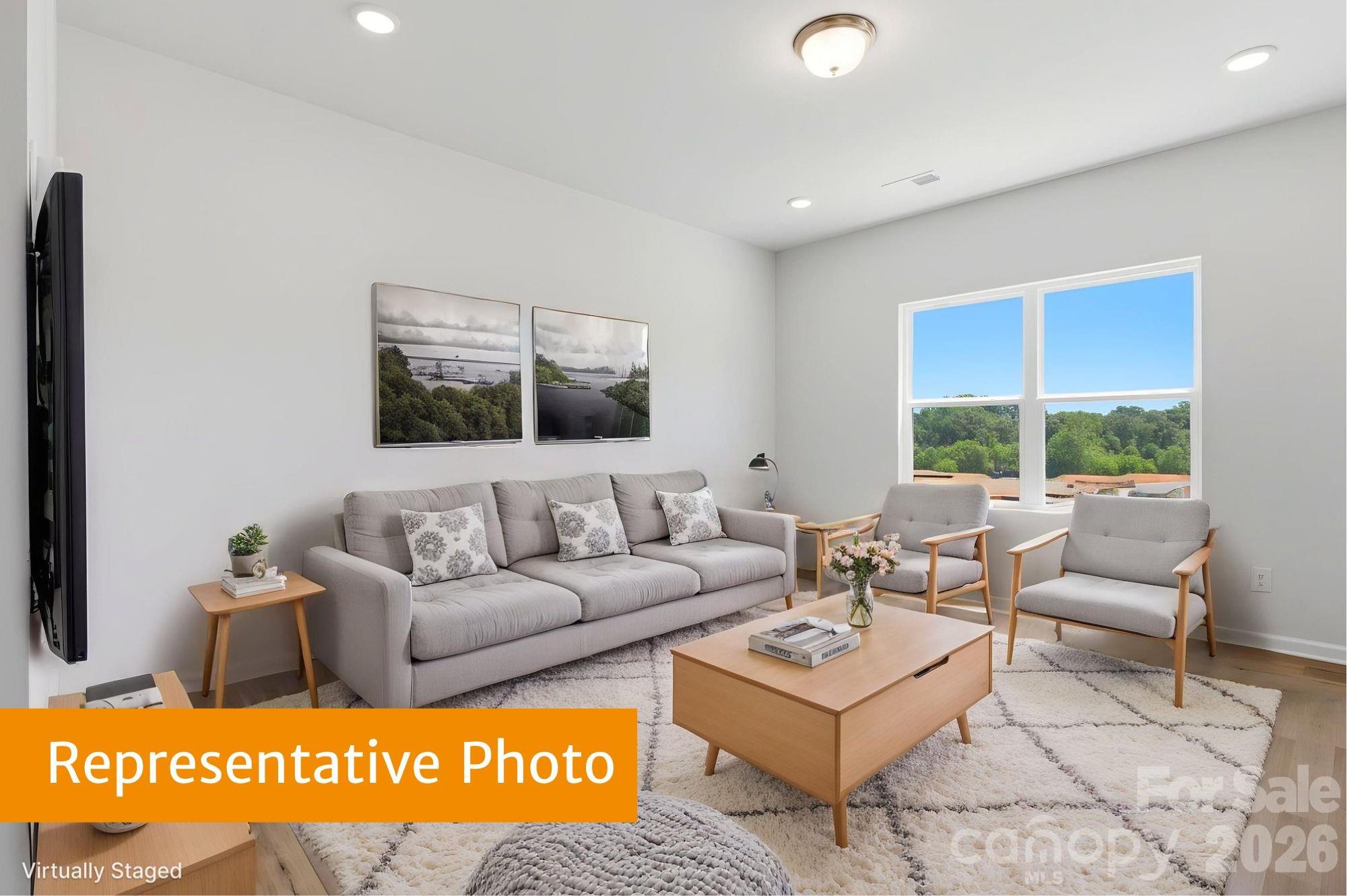 908 Rowe Crossing Drive — Newton