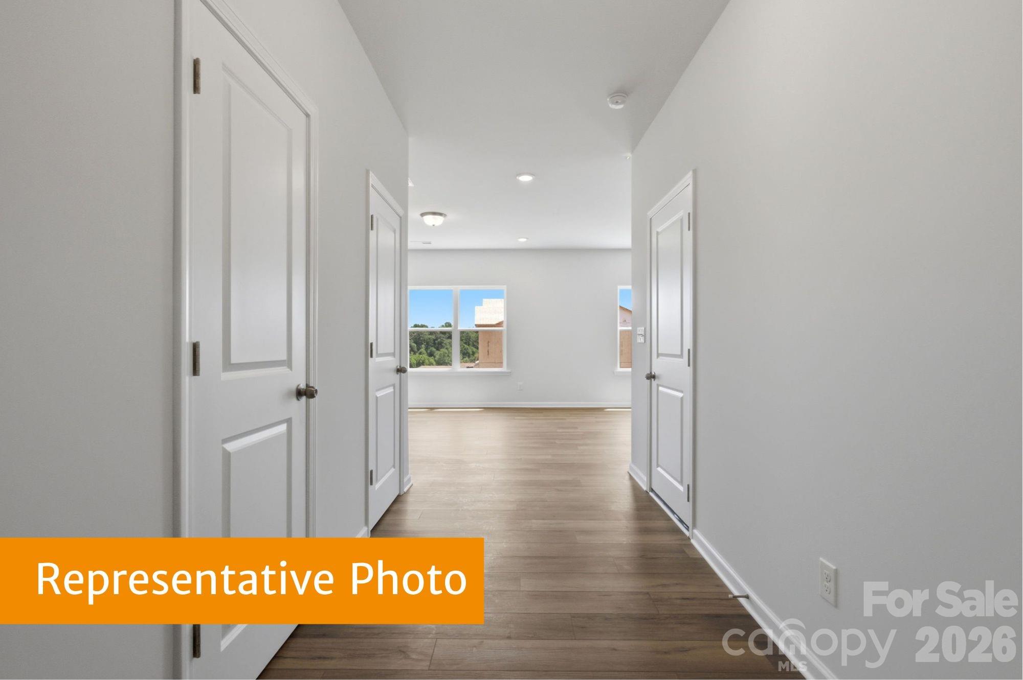 908 Rowe Crossing Drive — Newton