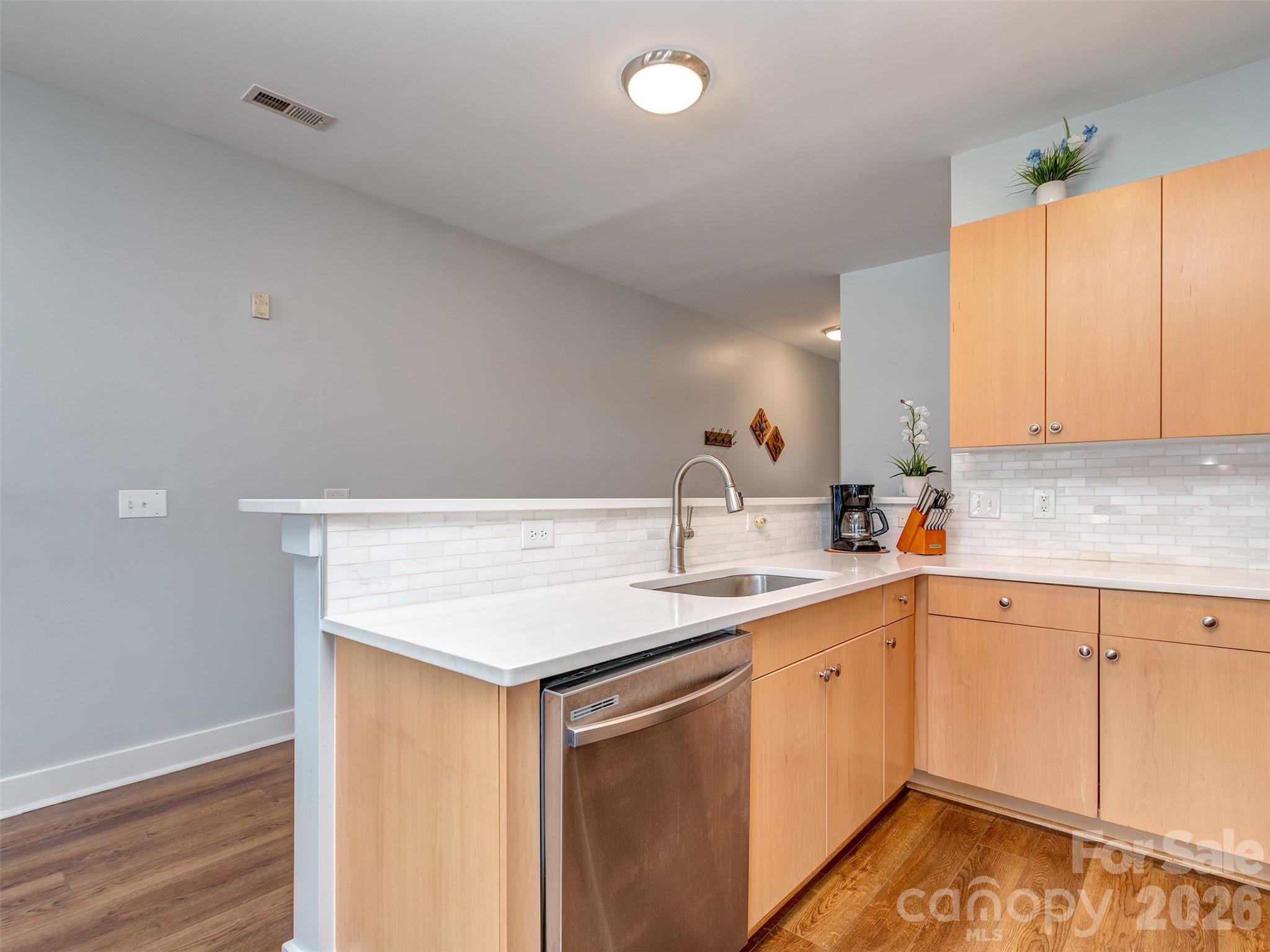 1101 W 1st Street #211 — Charlotte