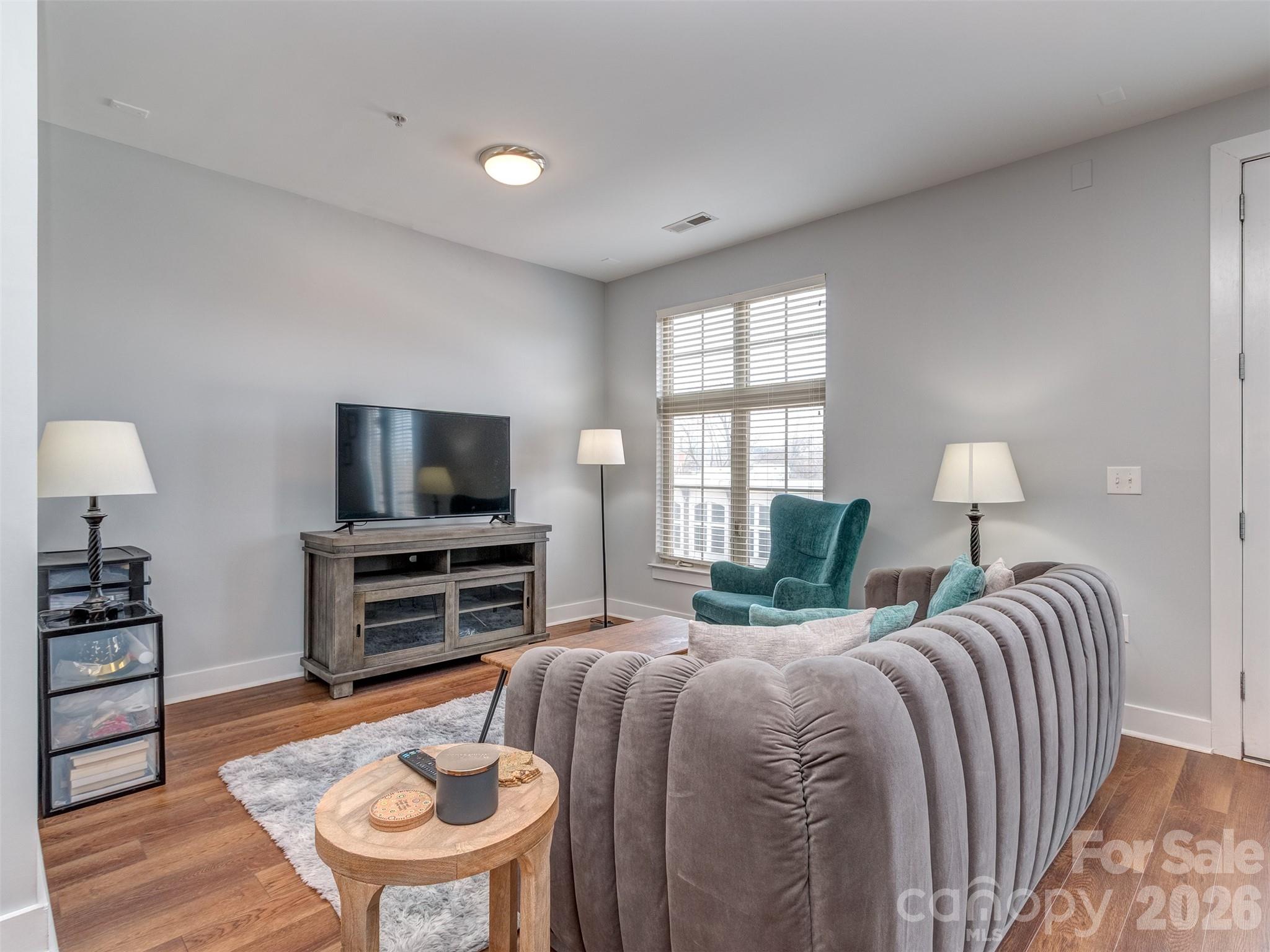 1101 W 1st Street #211 — Charlotte