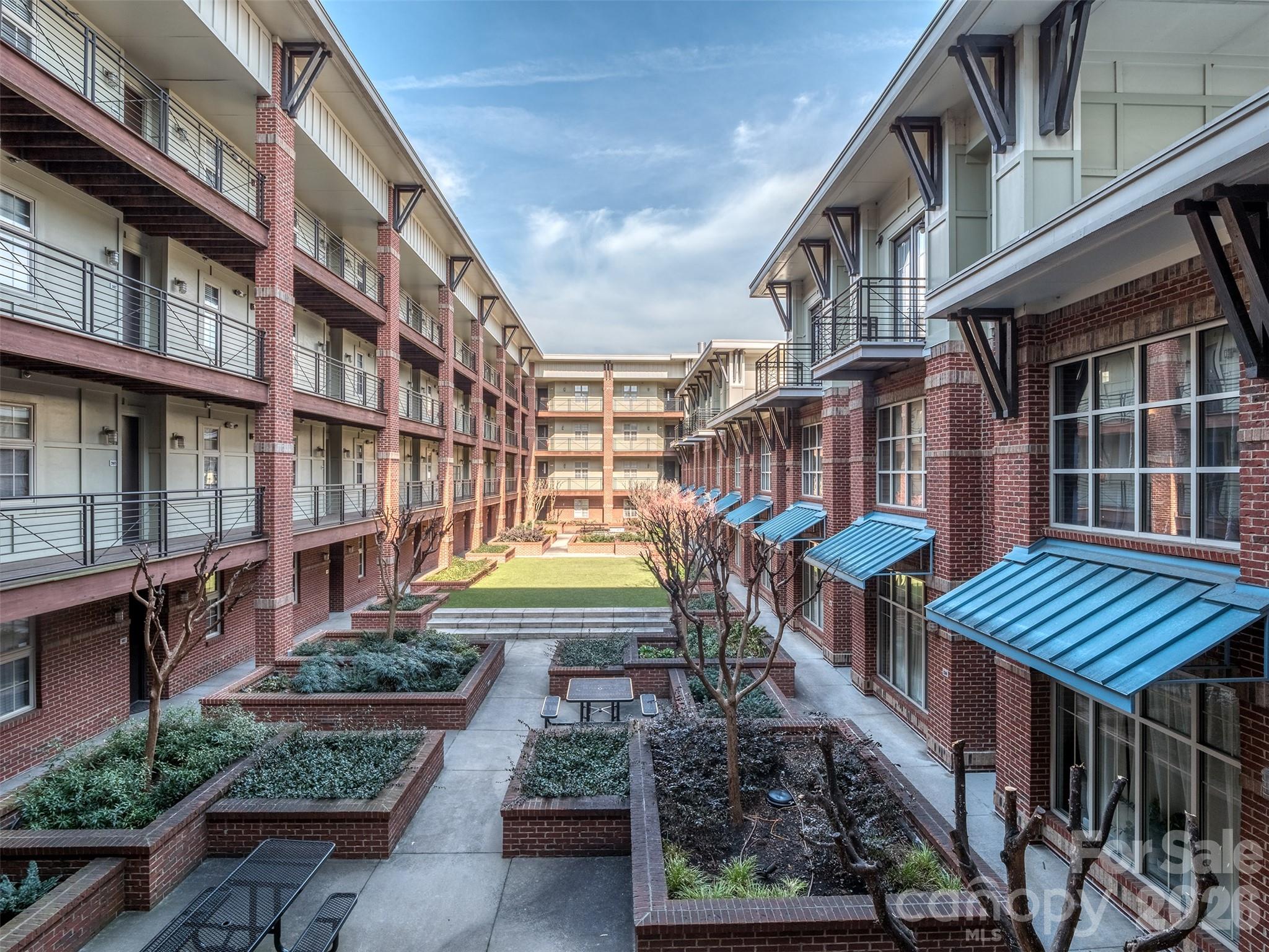 1101 W 1st Street #211 — Charlotte
