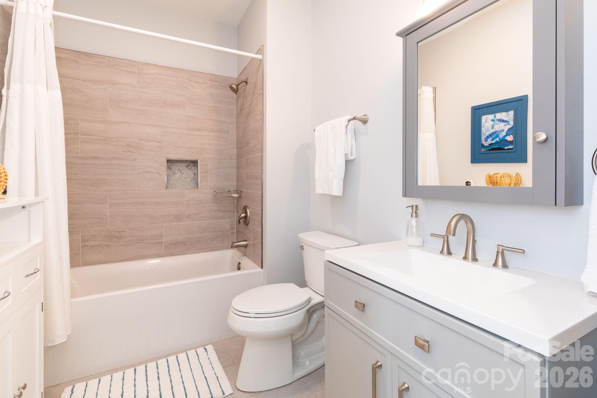 206 Padgettown Road — Black Mountain