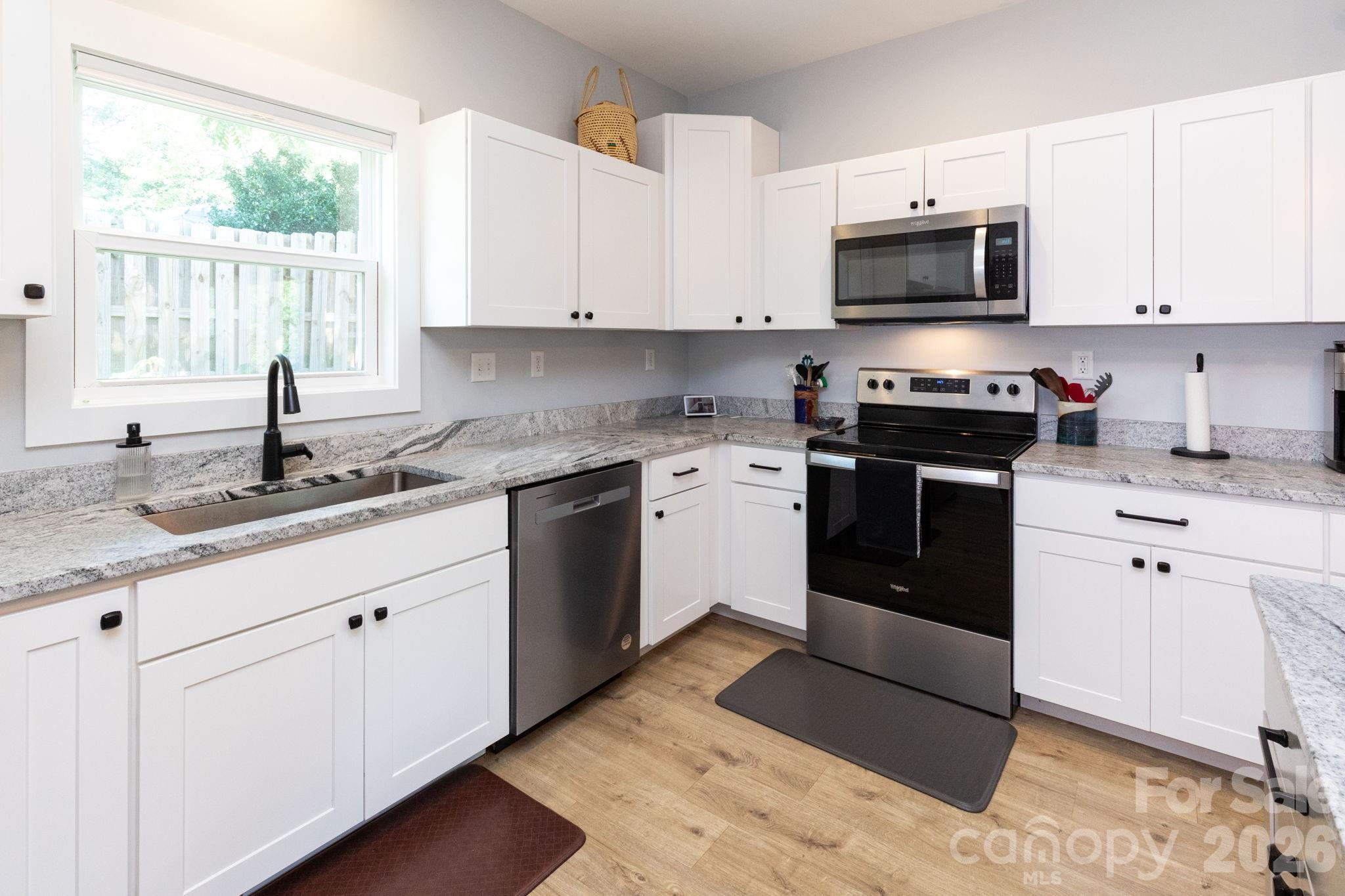 206 Padgettown Road — Black Mountain