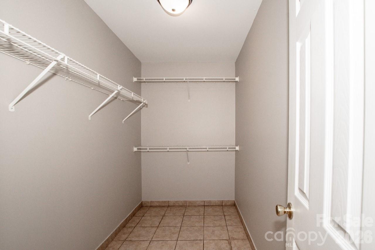 7605 Wynstone Ridge Circle — Huntersville