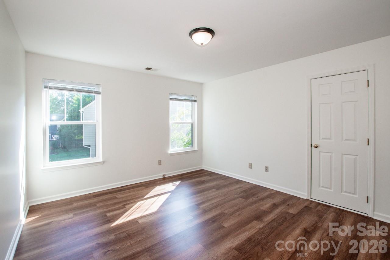 7605 Wynstone Ridge Circle — Huntersville