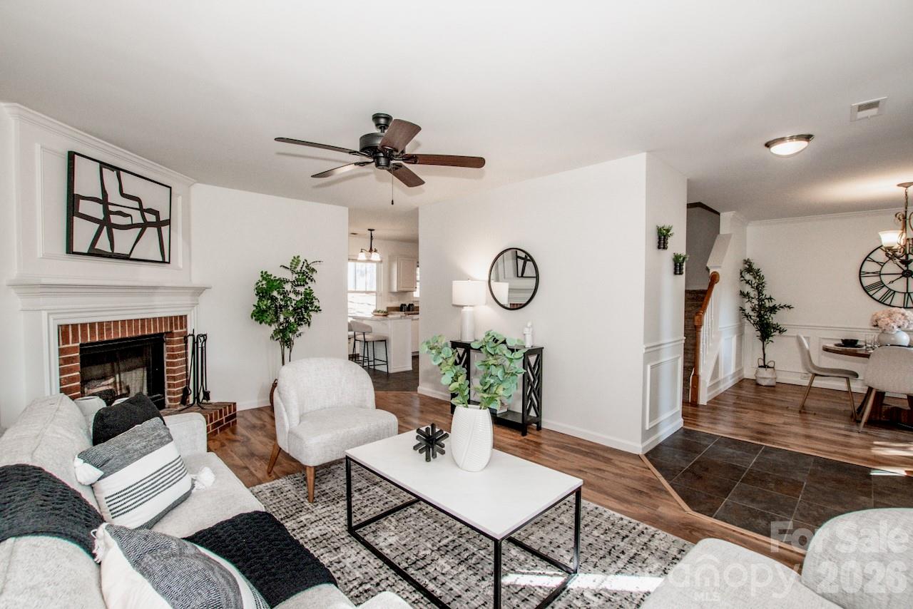 7605 Wynstone Ridge Circle — Huntersville