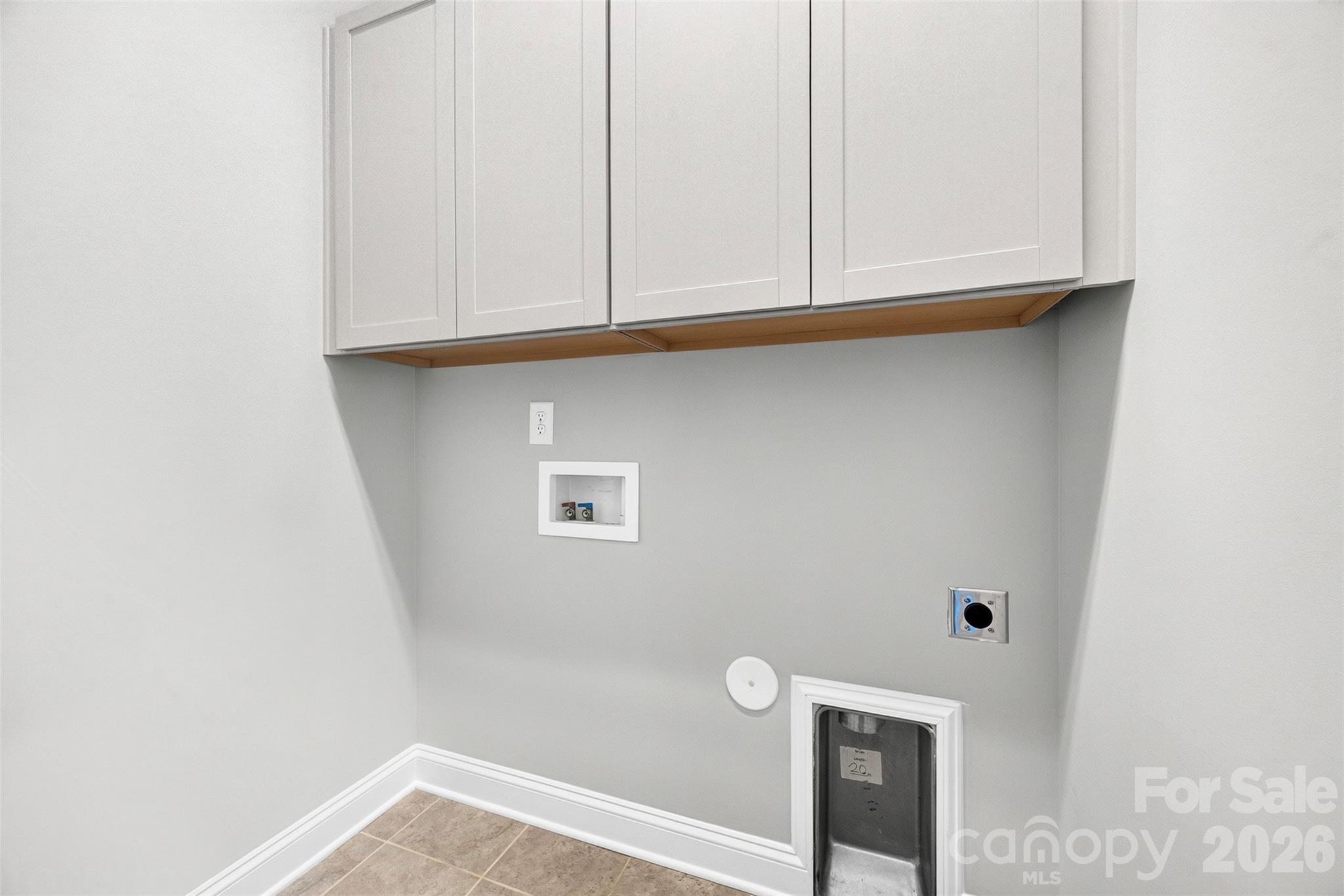 4245 Courtly Lane — Belmont