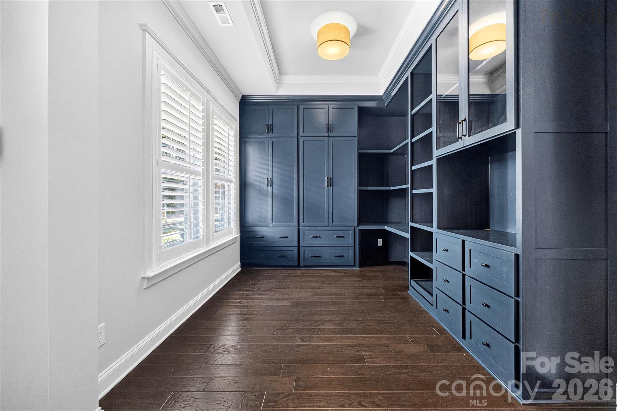 4245 Courtly Lane — Belmont