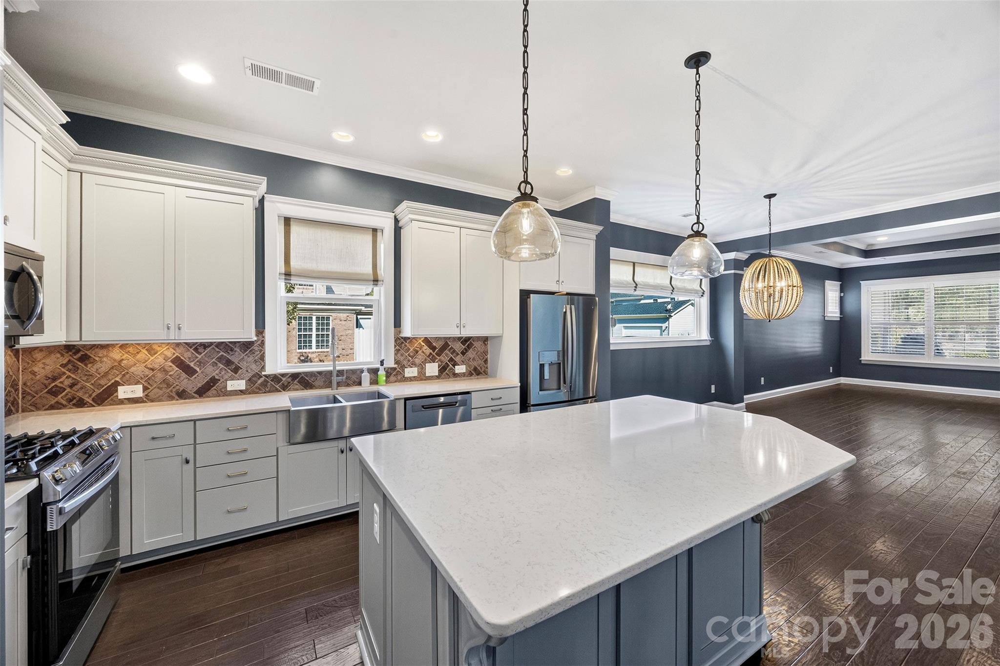 4245 Courtly Lane — Belmont