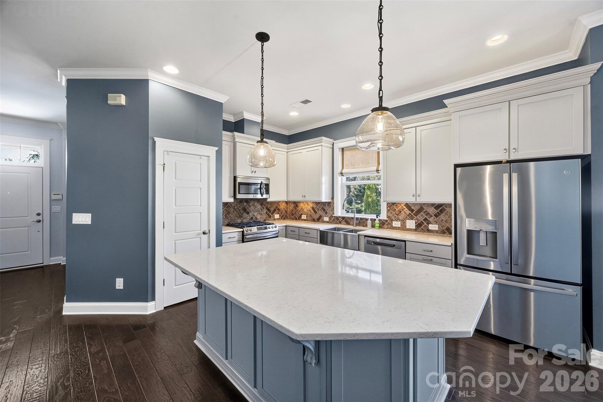 4245 Courtly Lane — Belmont