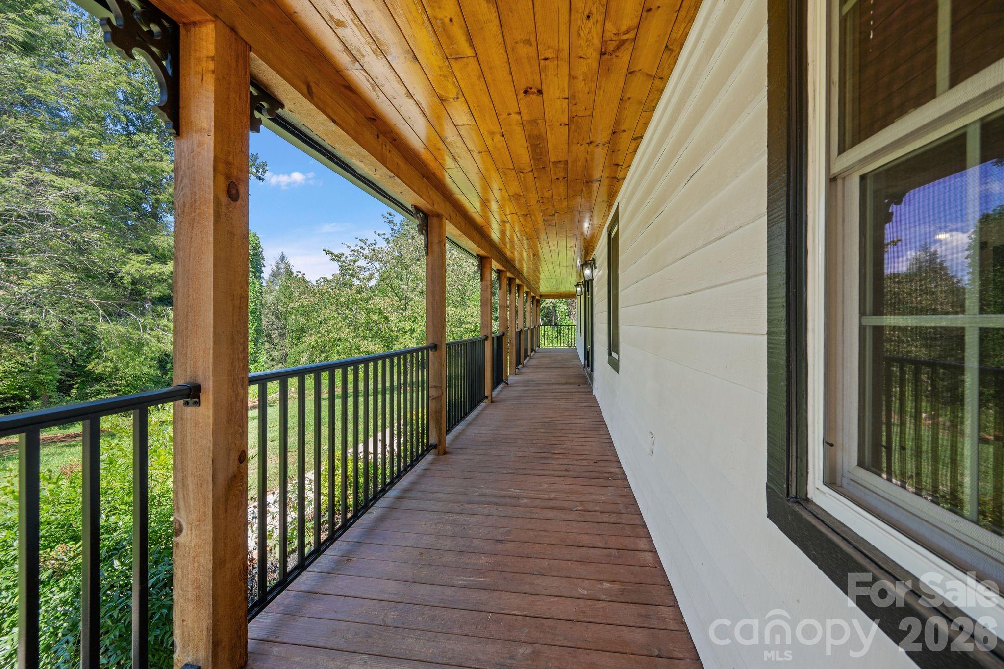 949 Dav Road — Hays