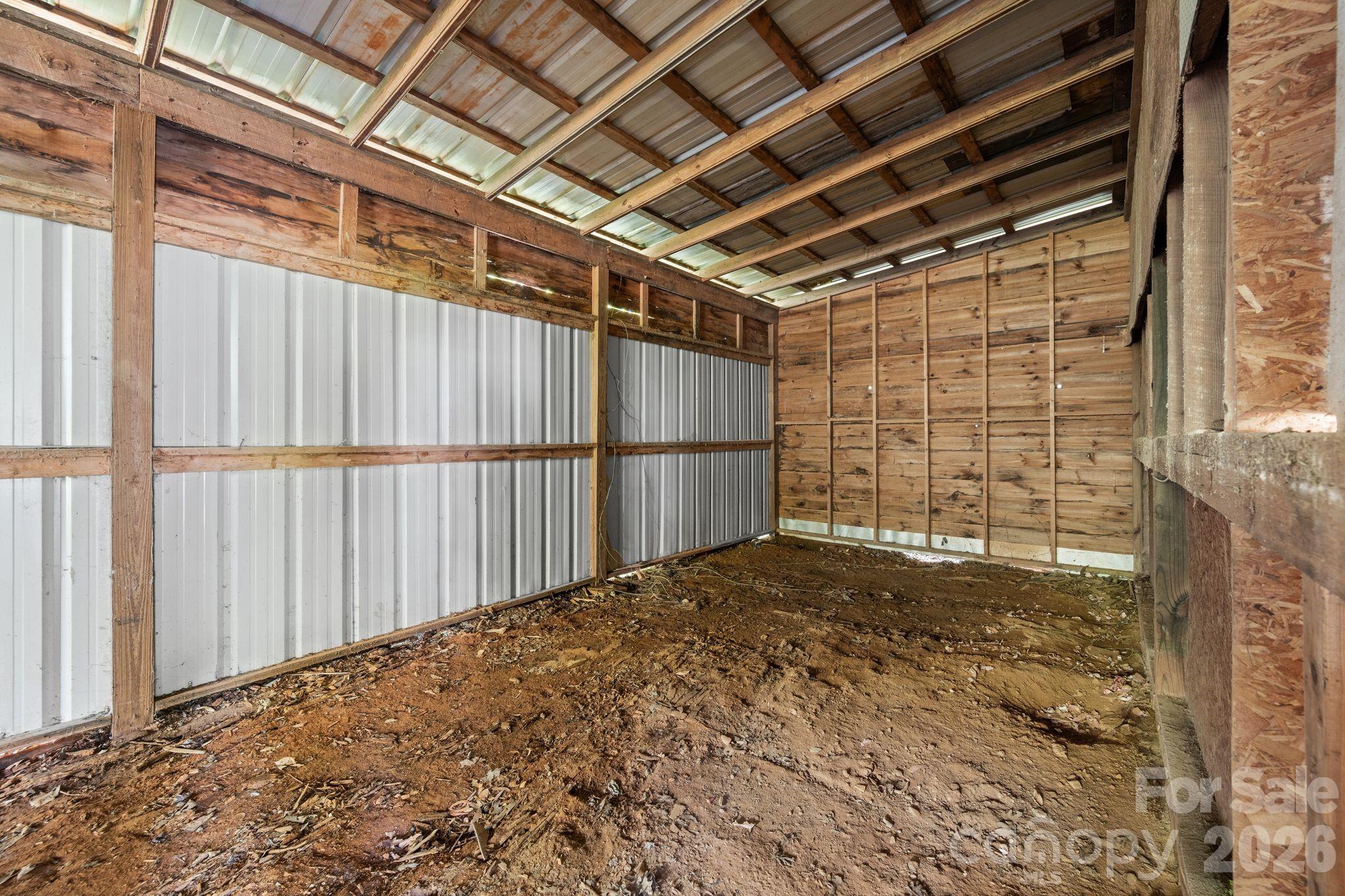 949 Dav Road — Hays