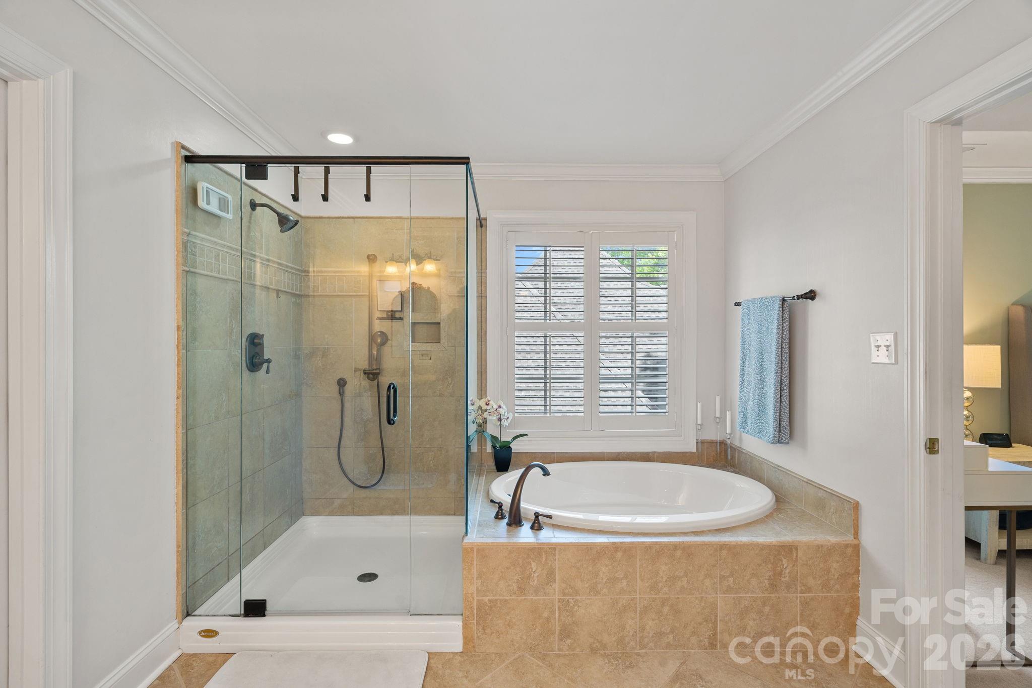 2401 Flagstick Drive — Matthews