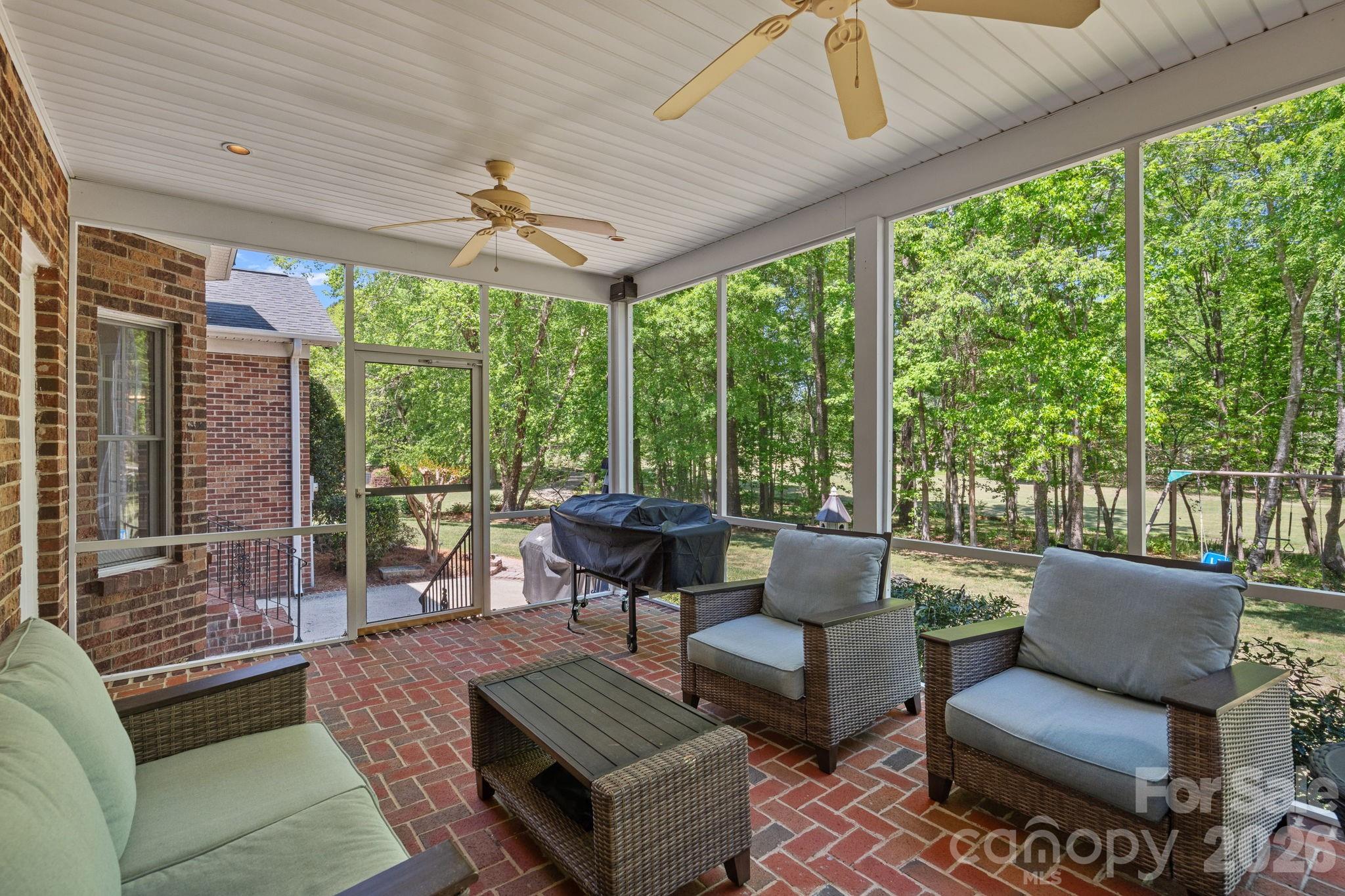 2401 Flagstick Drive — Matthews