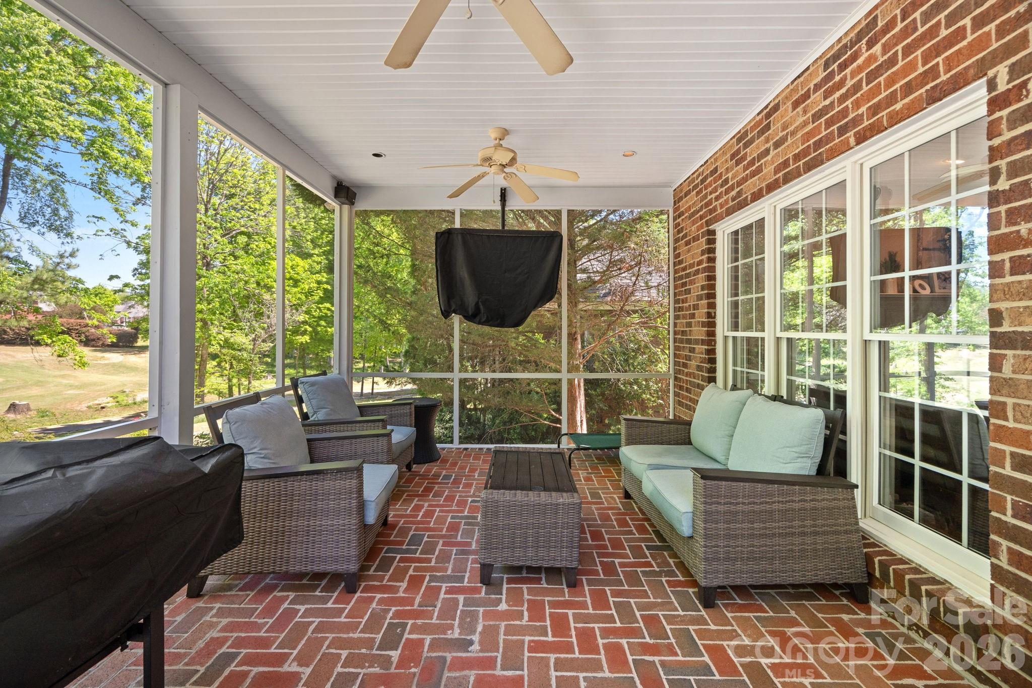 2401 Flagstick Drive — Matthews