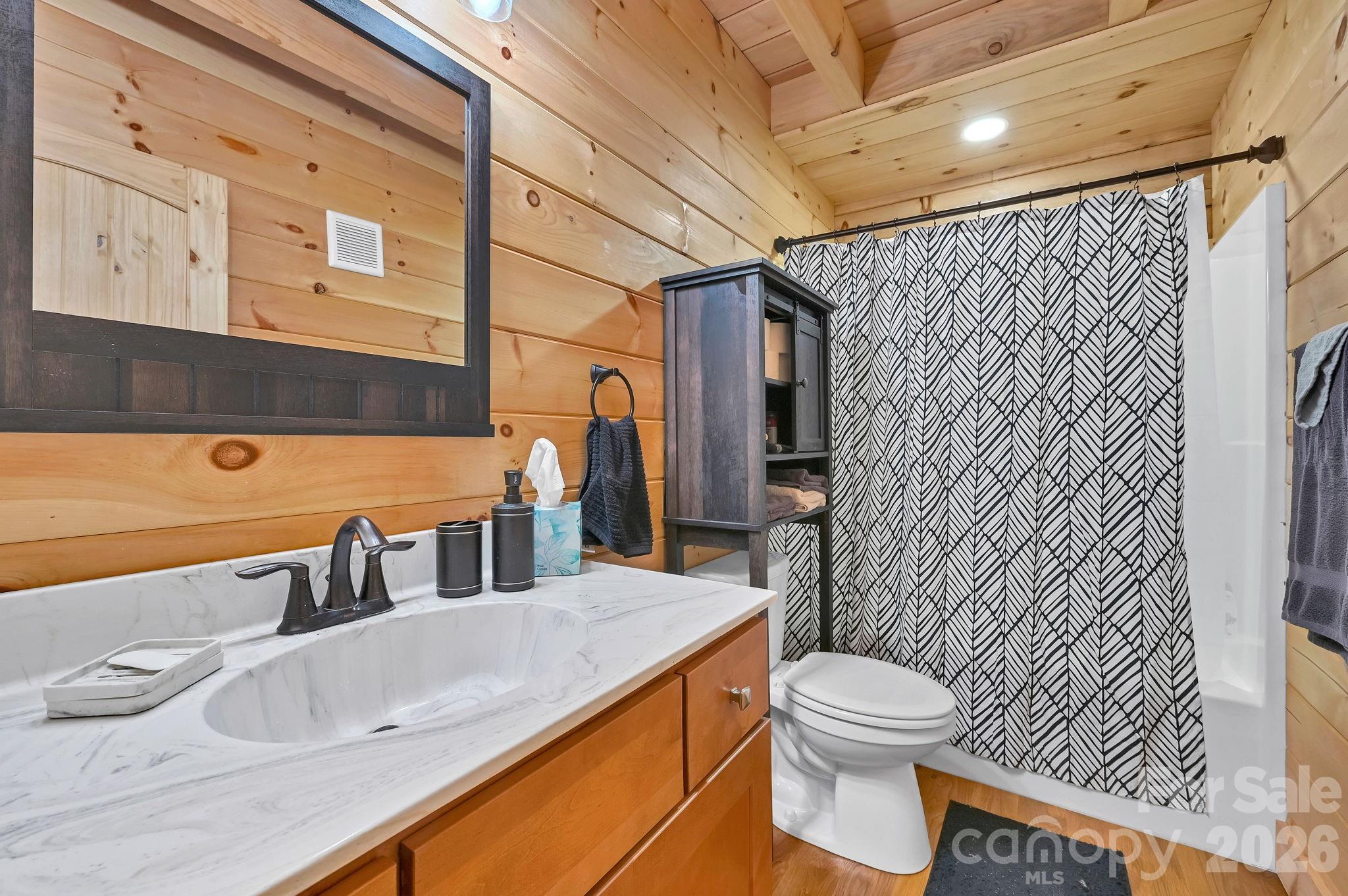 1140 Caney Fork Road — Marshall