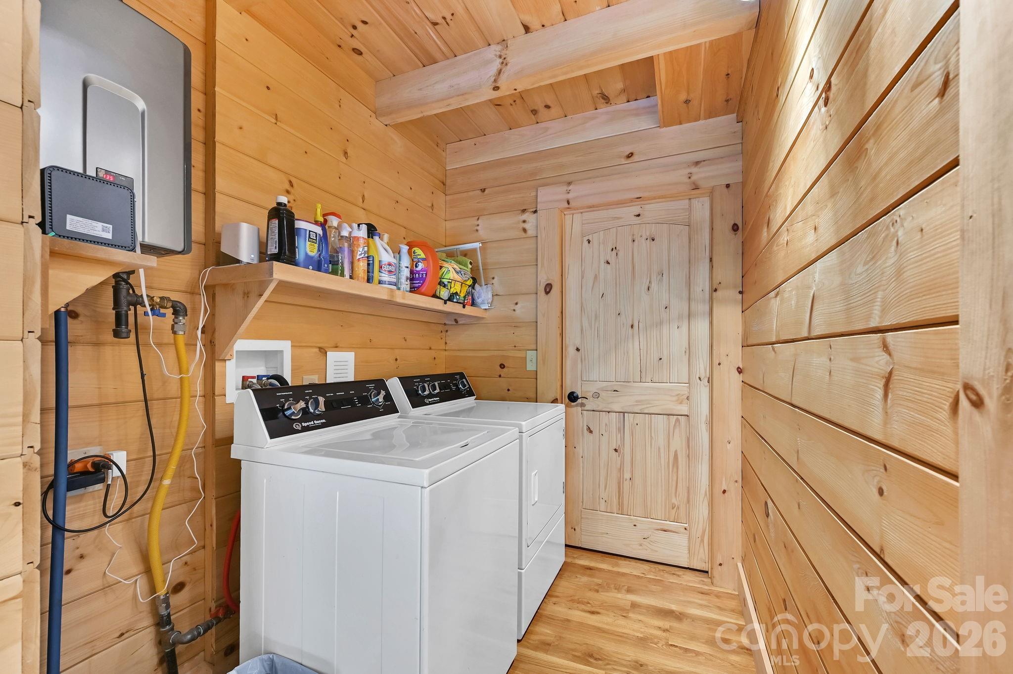 1140 Caney Fork Road — Marshall