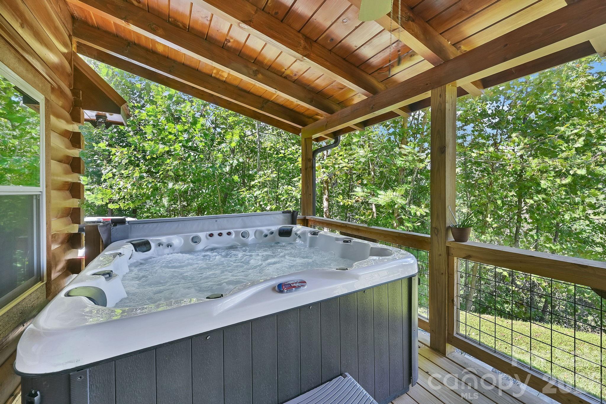1140 Caney Fork Road — Marshall