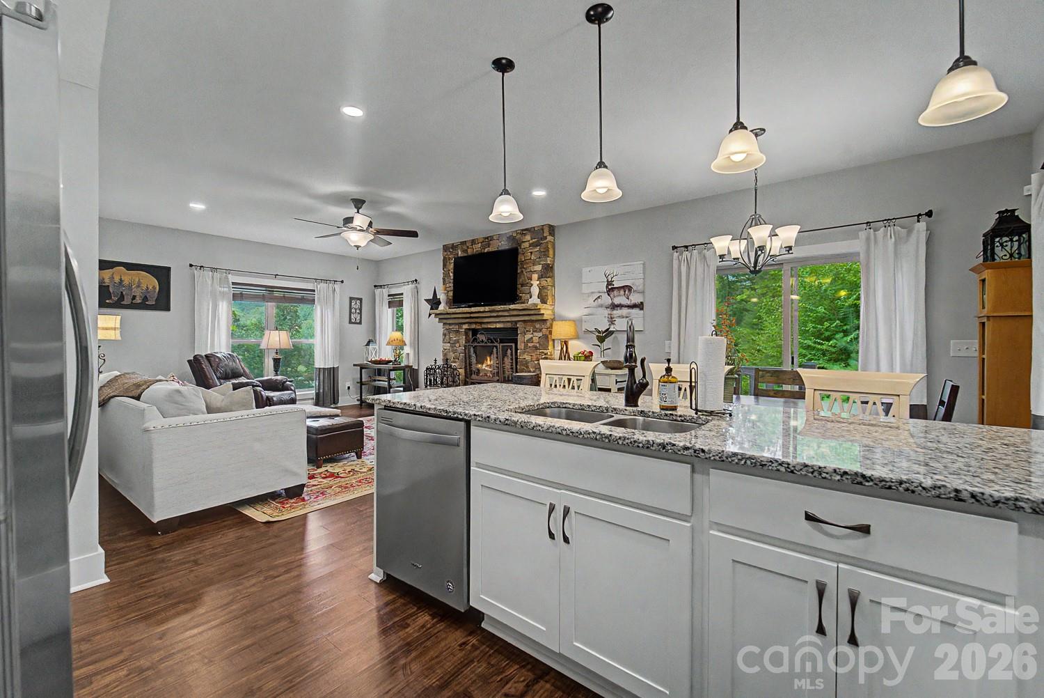 13 Cullsiah Cove Road — Robbinsville